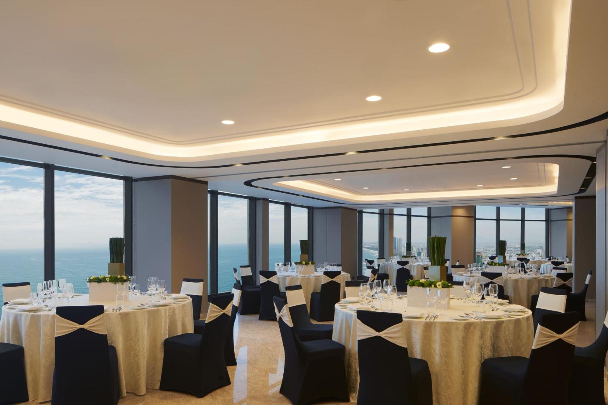 Four Points By Sheraton Khách sạn Đà Nẵng