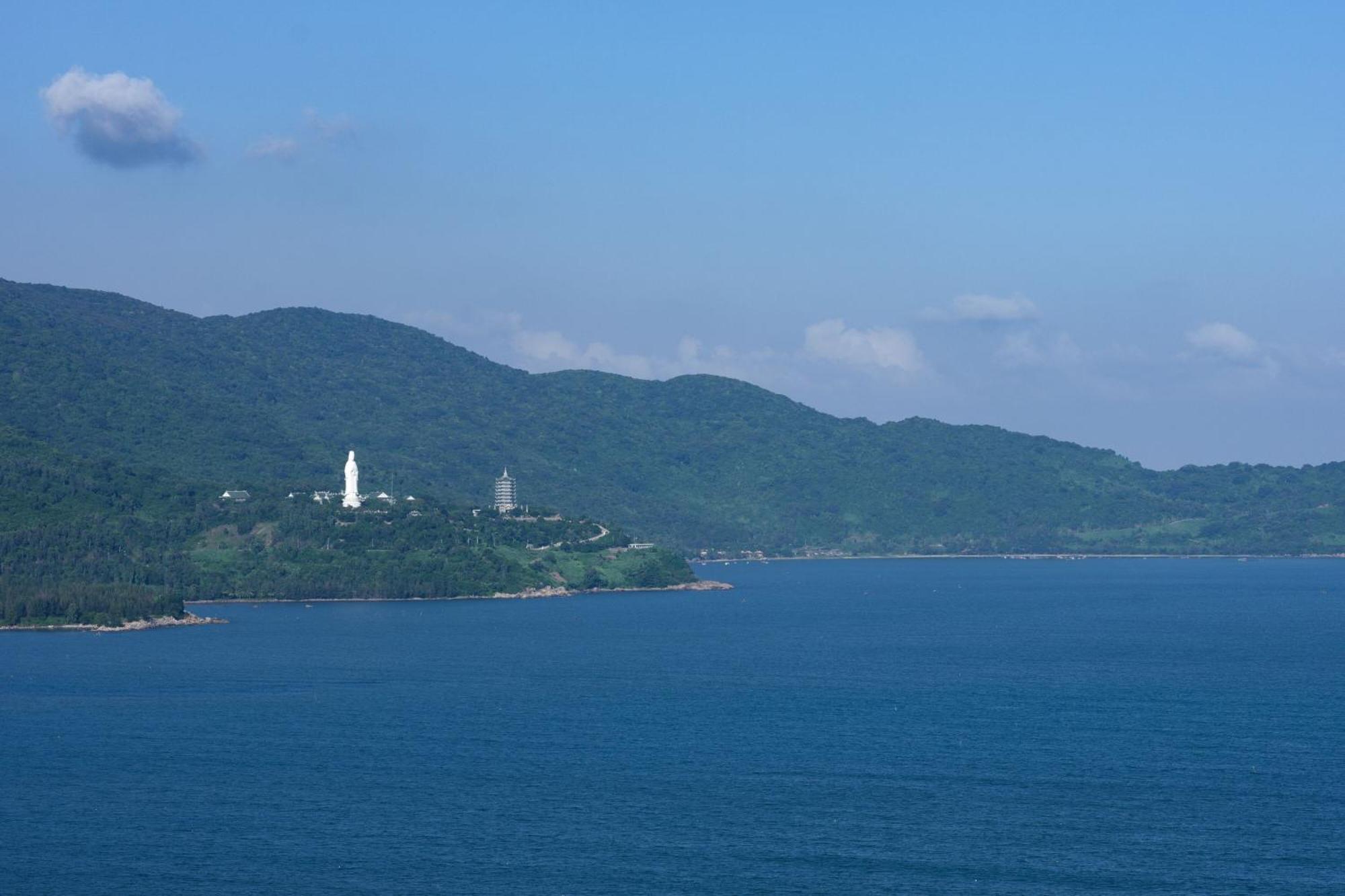 Khách sạn Four Points By Sheraton 5*
