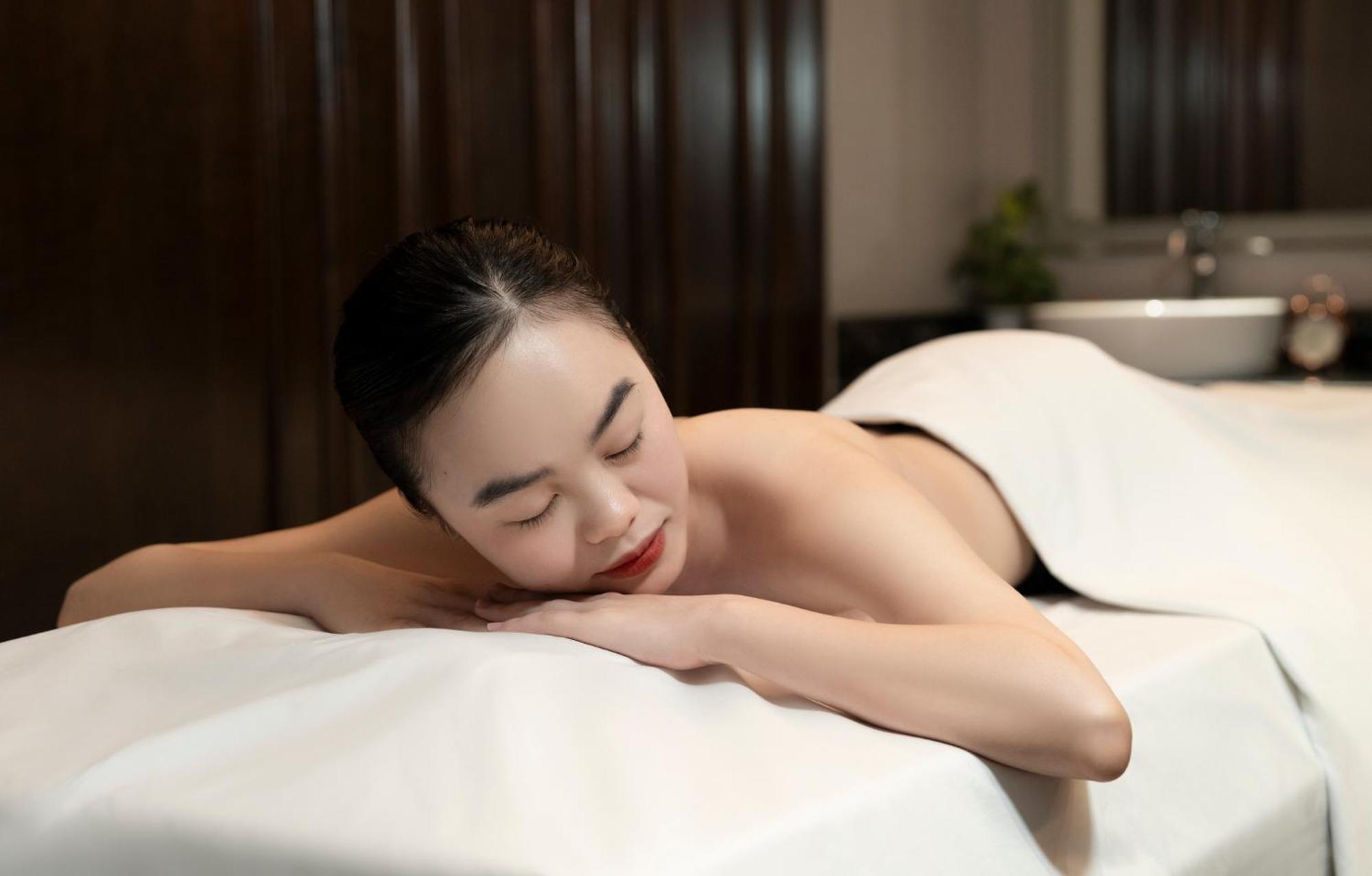 Ambassador Signature Cruise - Lan Ha Bay  5*