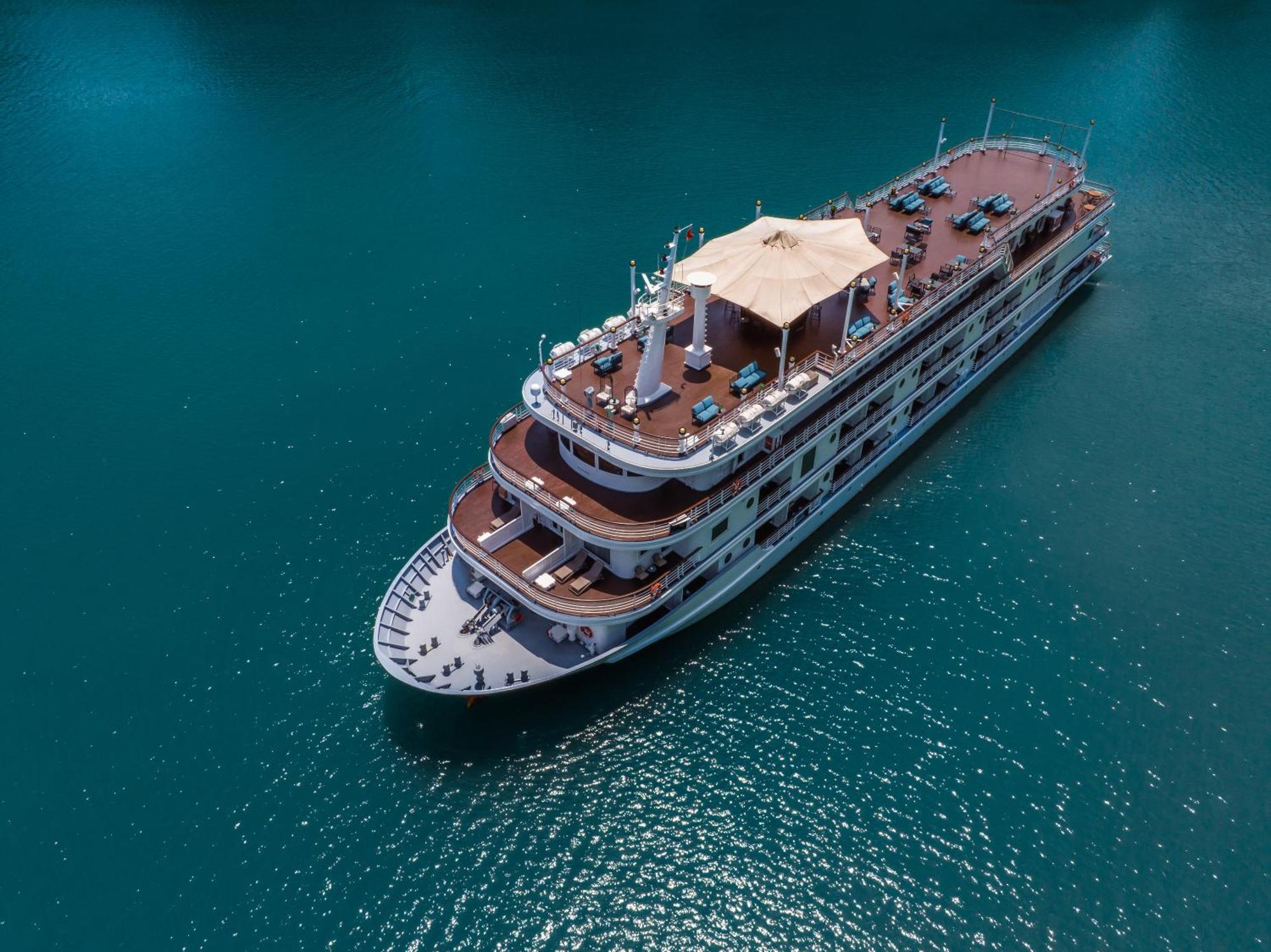 Ambassador Signature Cruise - Lan Ha Bay  Hạ Long