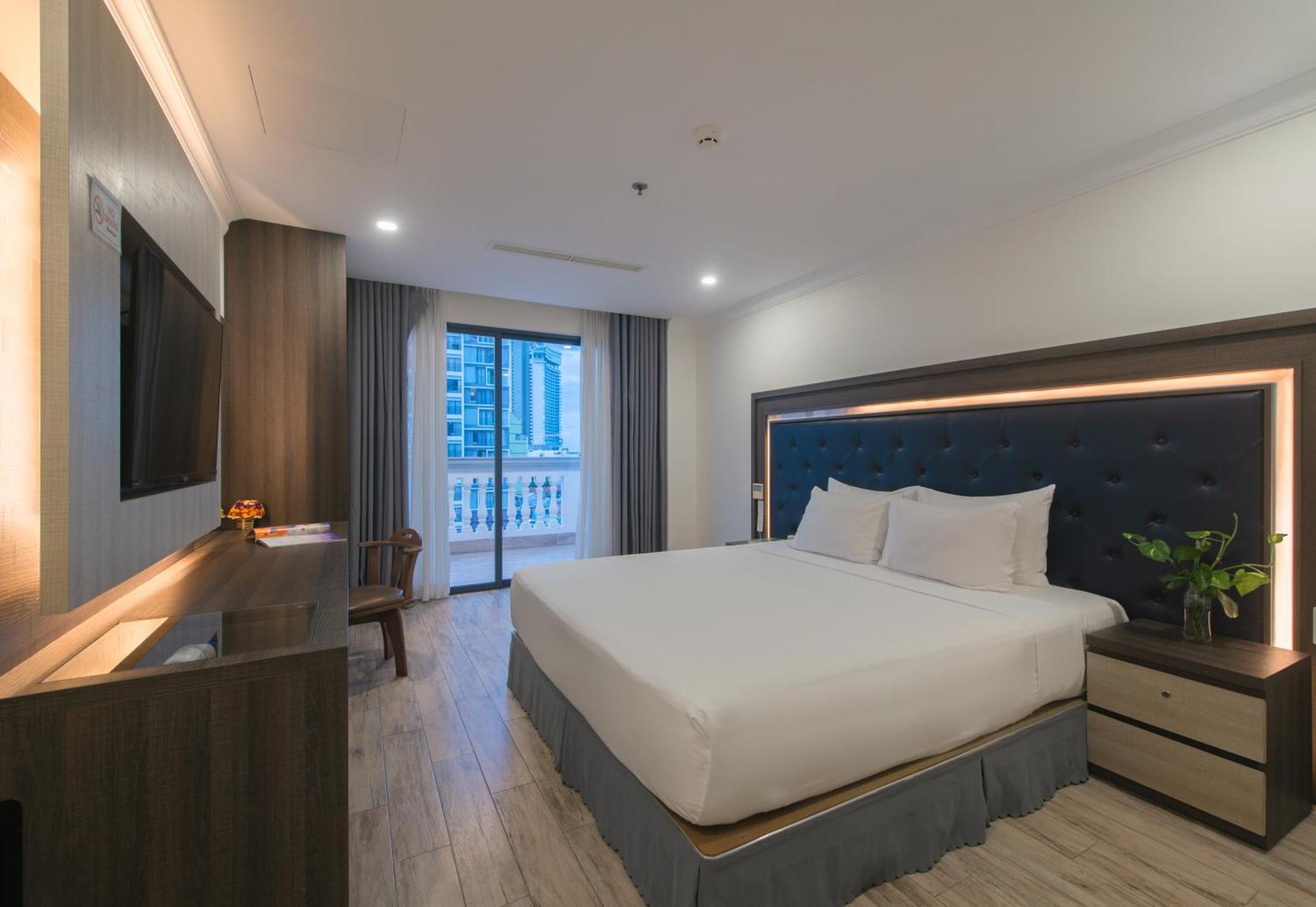 Hotel Seven Seas 3*