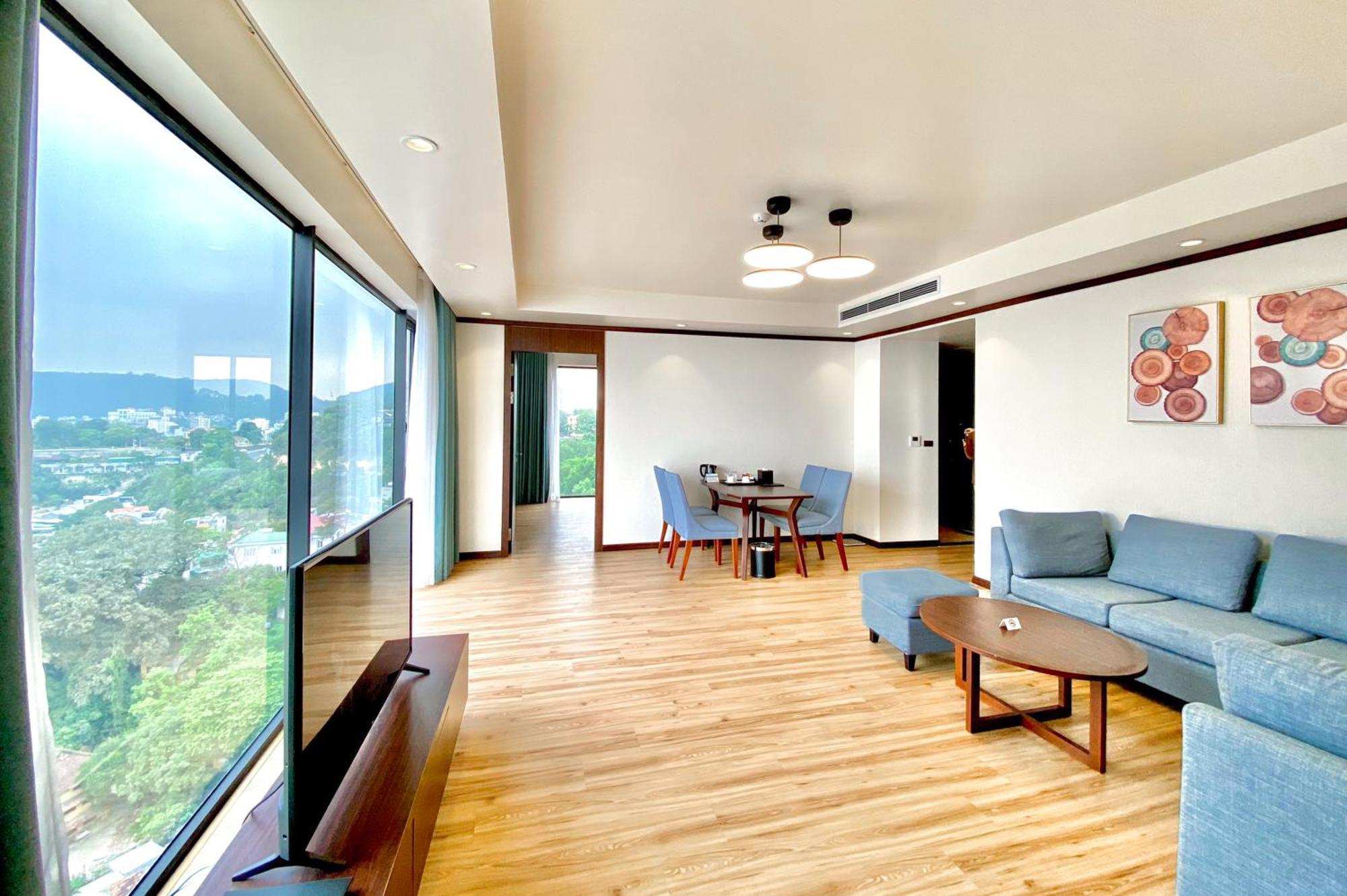 Hotel Wyndham Legend Halong Ha Long