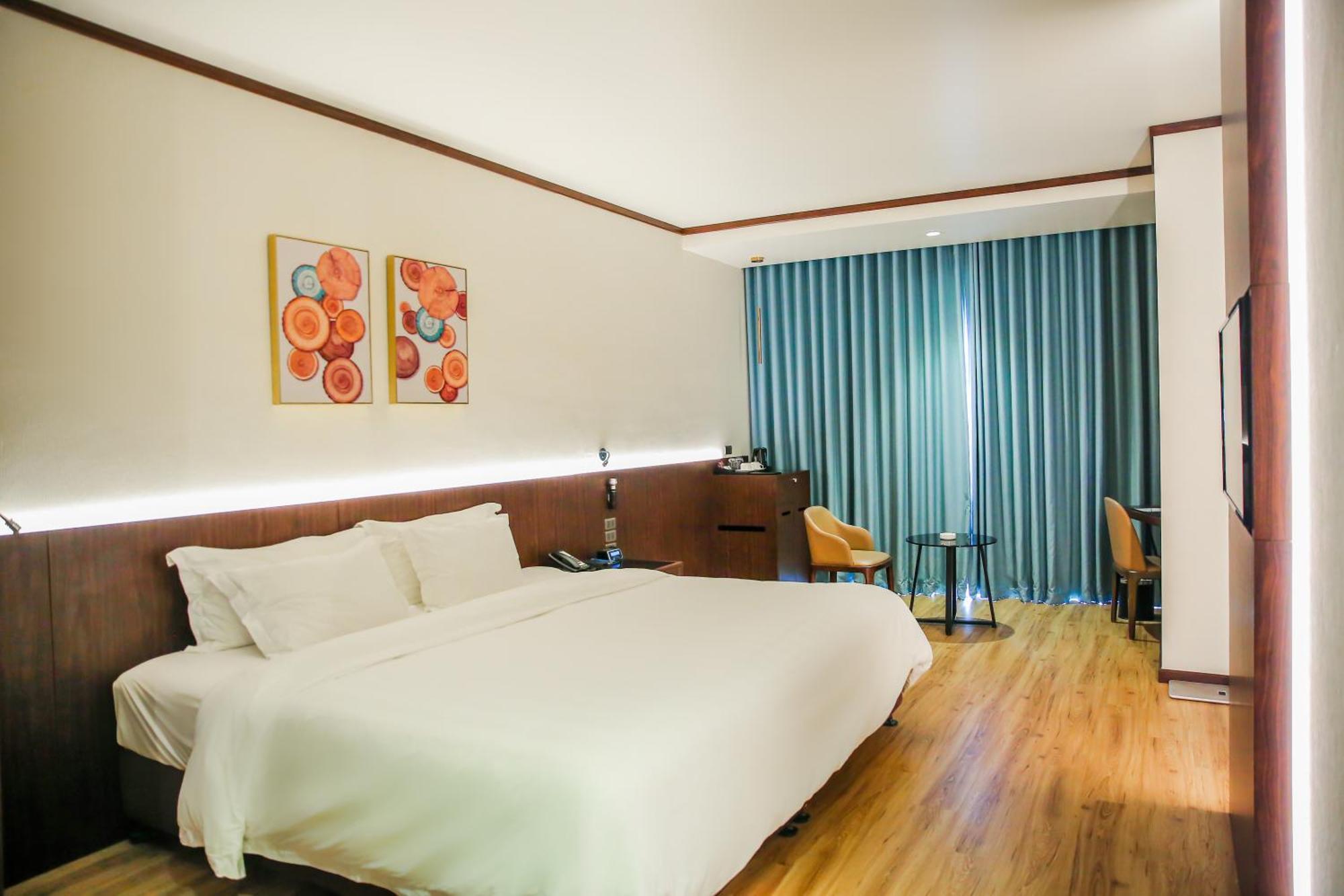 Hotel Wyndham Legend Halong Ha Long