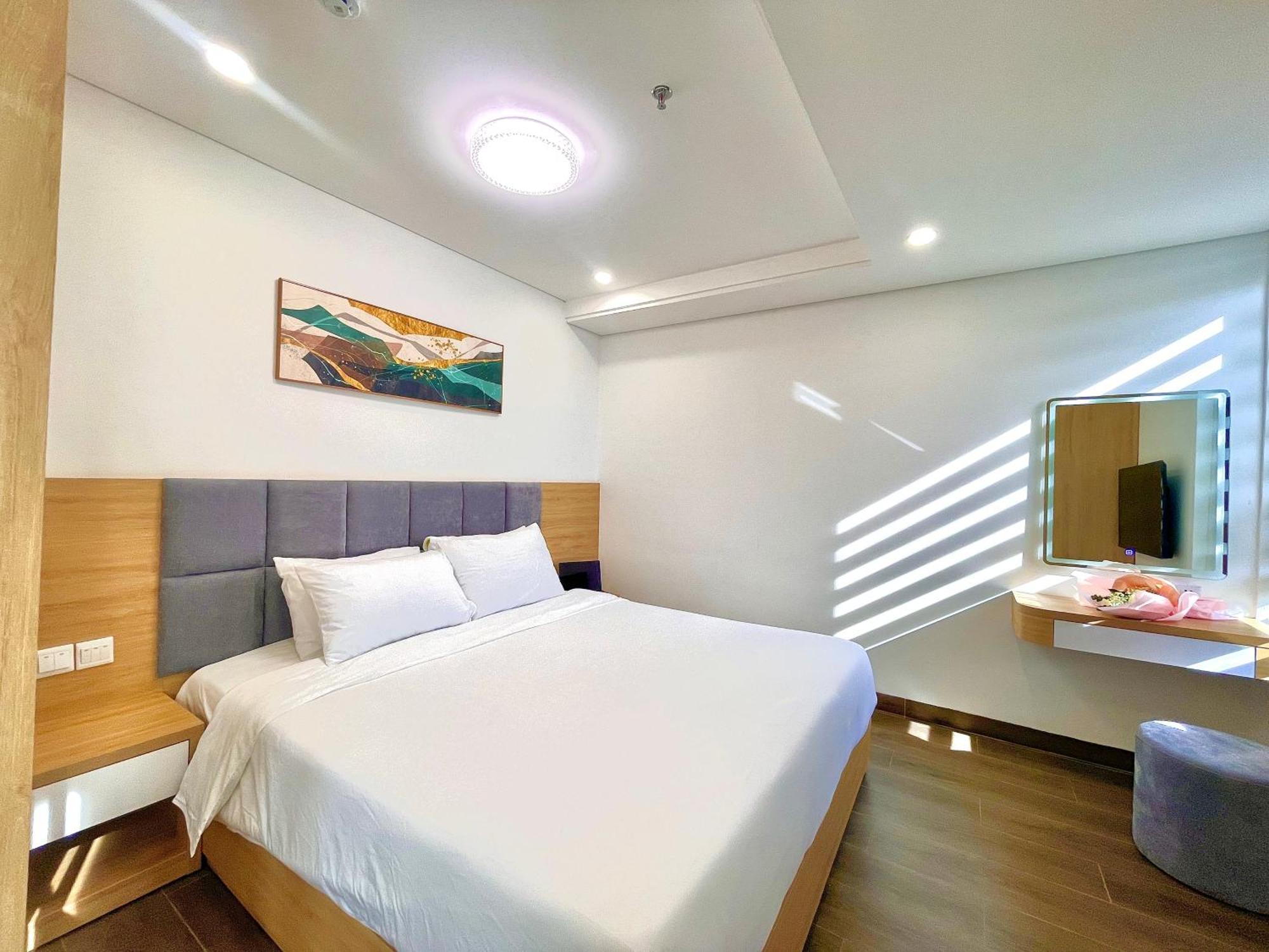 Aparthotel Hsuites Riverside And *