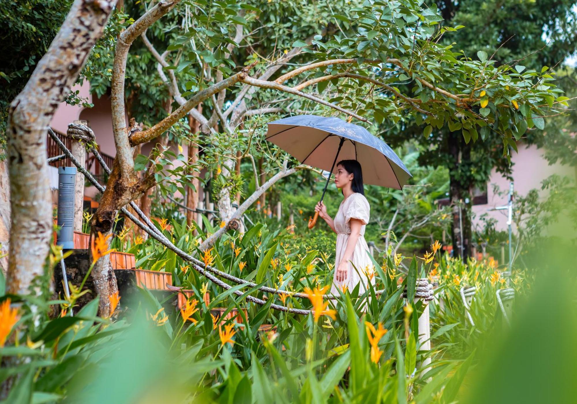 Daisy & Phu Quoc