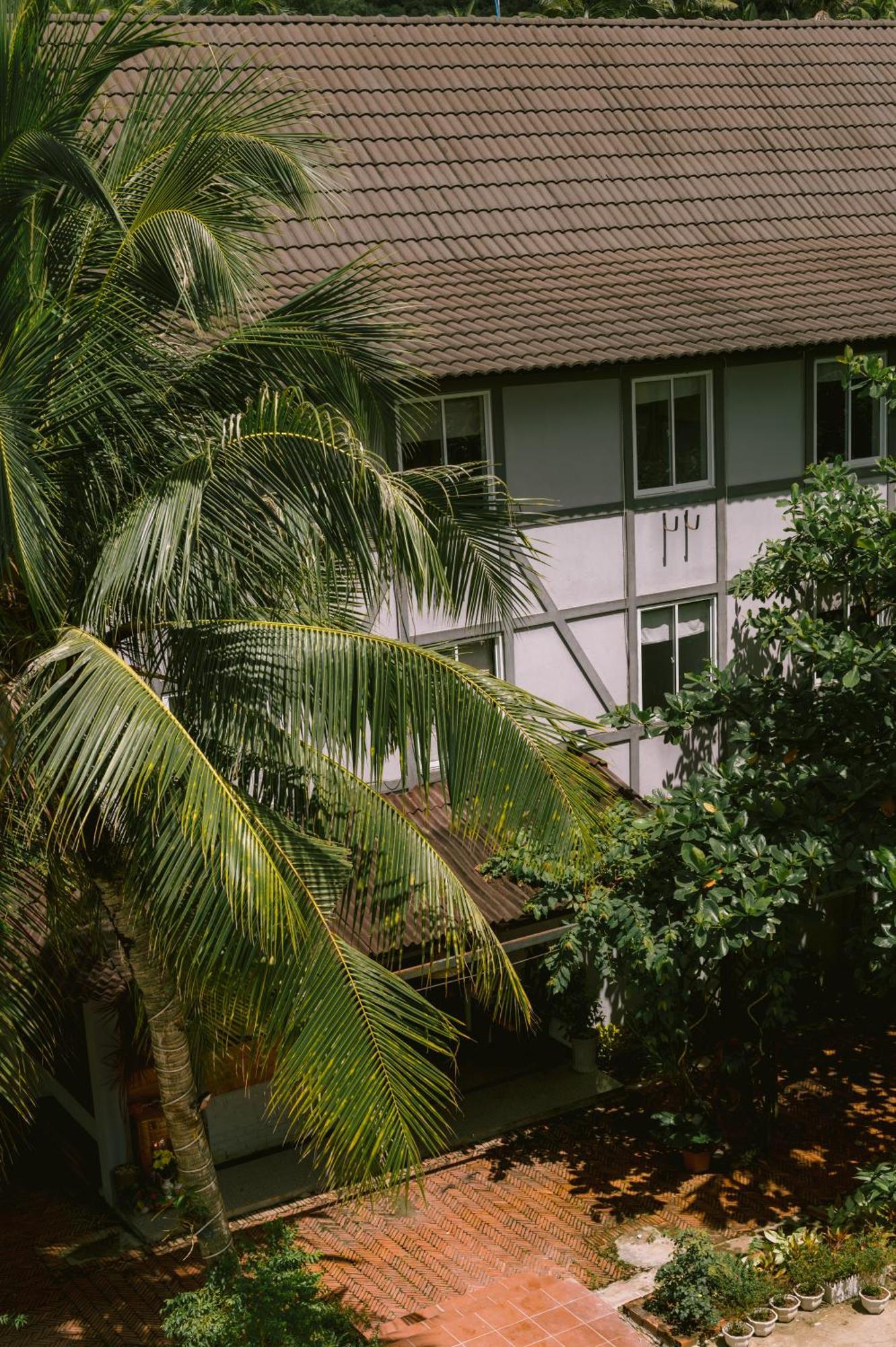 Hotel Lilac *
