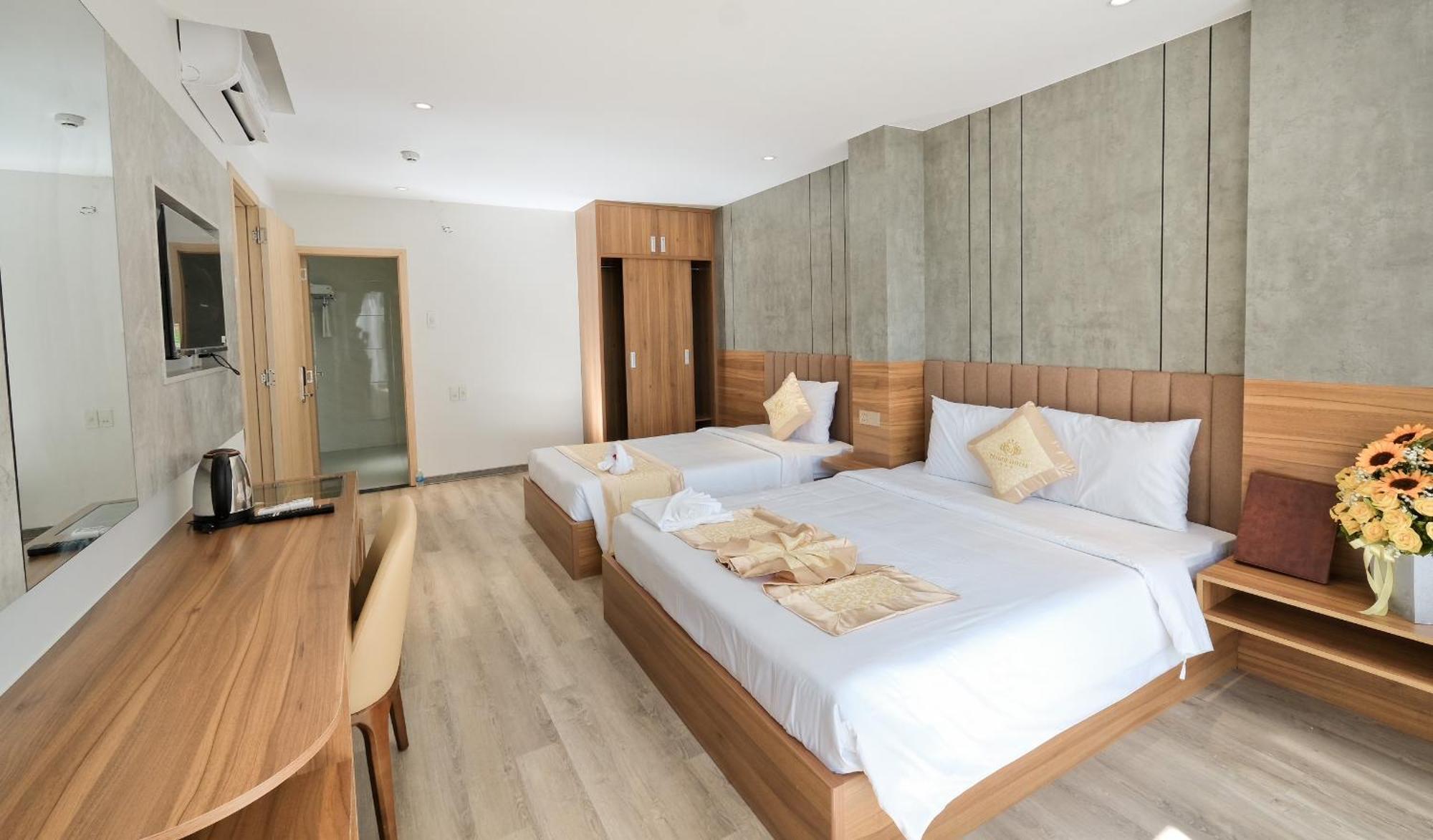 Prague Hotel 3*