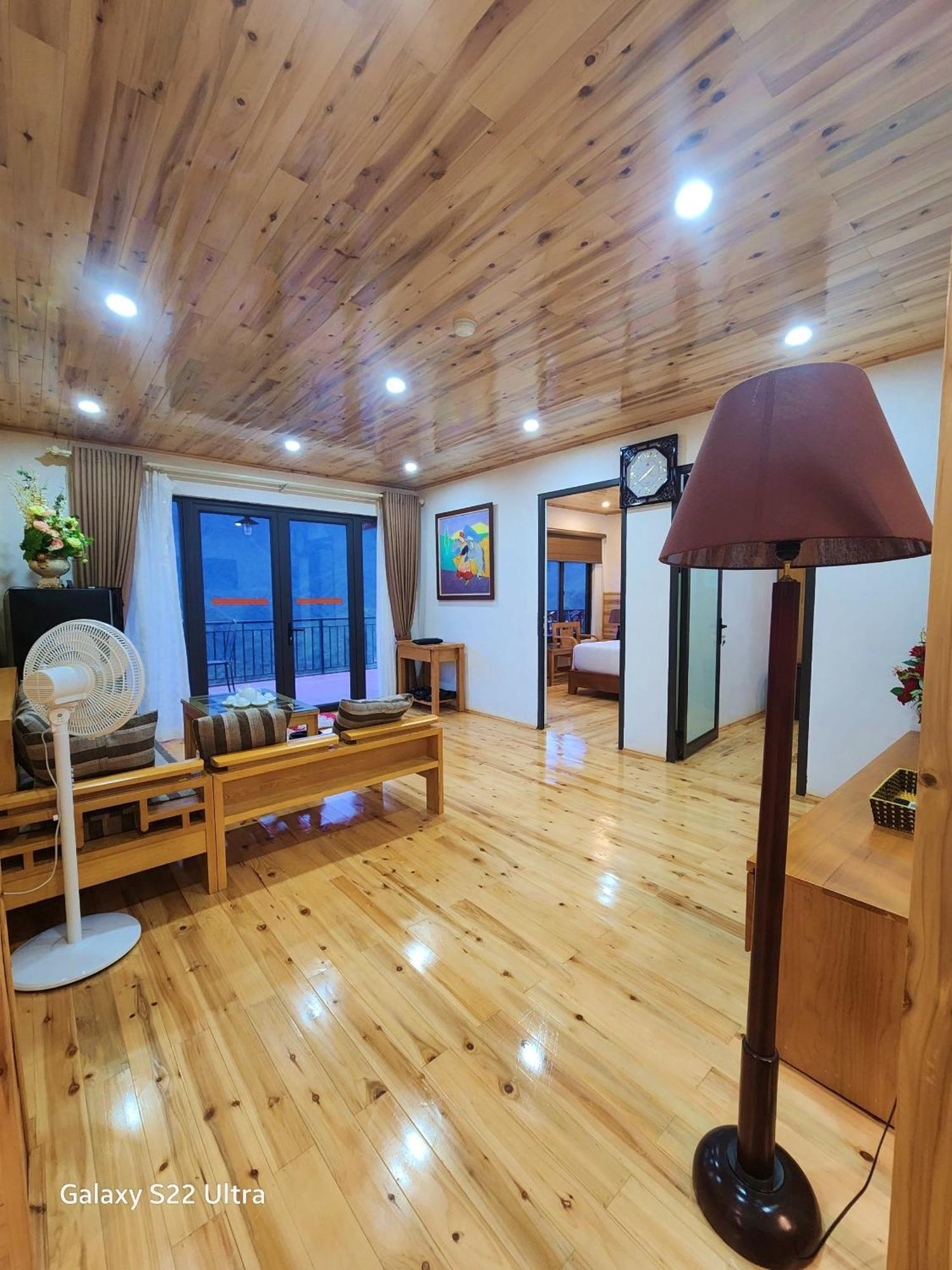 Retreat Condotel Khách sạn hẻo lánh 4*