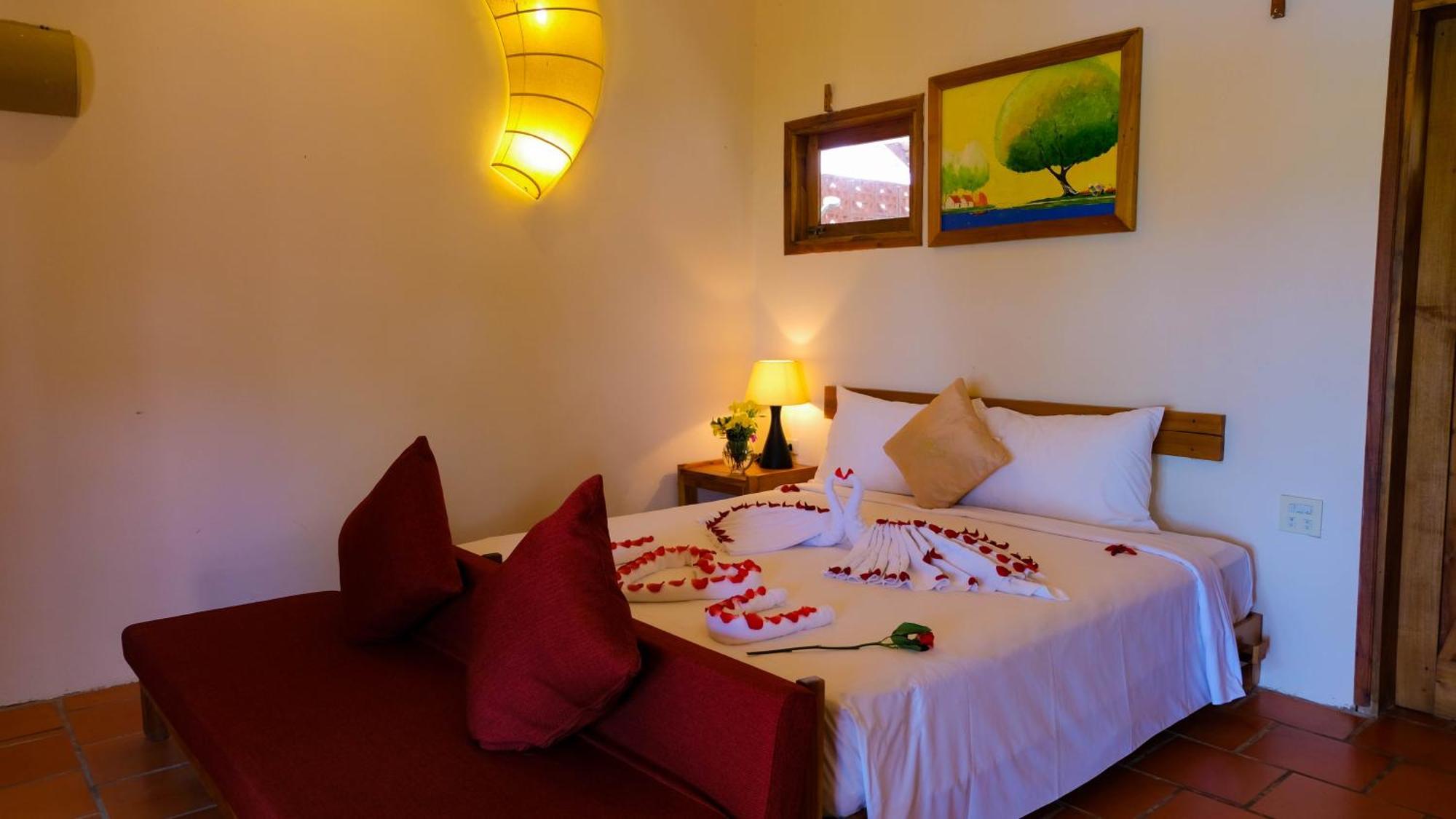 Daisy & 3* Phu Quoc