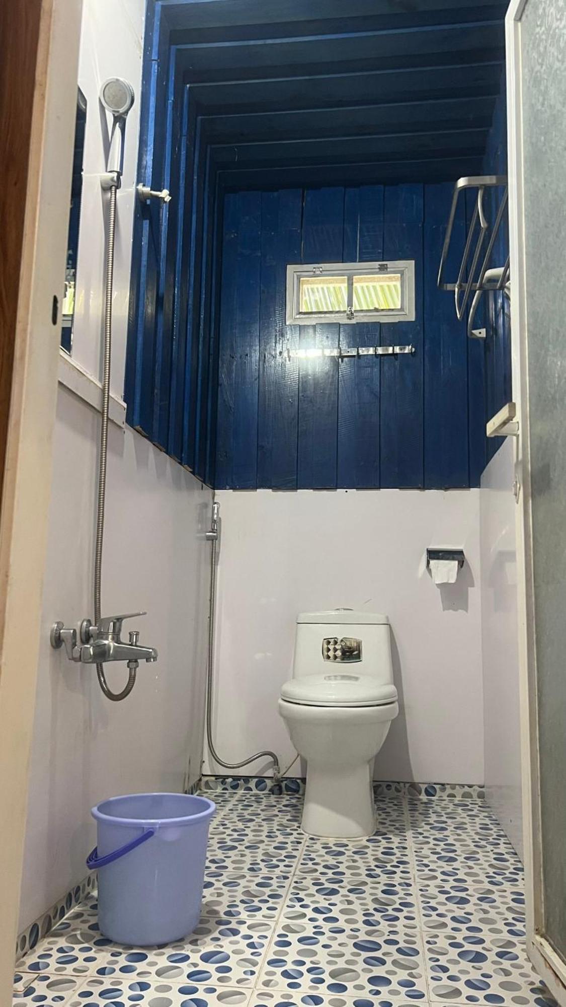Phu Nam House - *