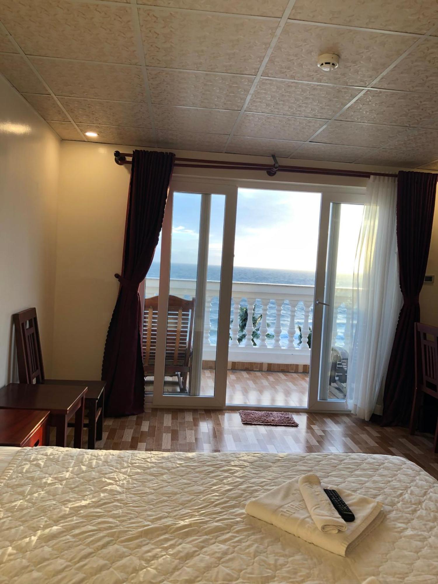 Phuong Binh House Hotel