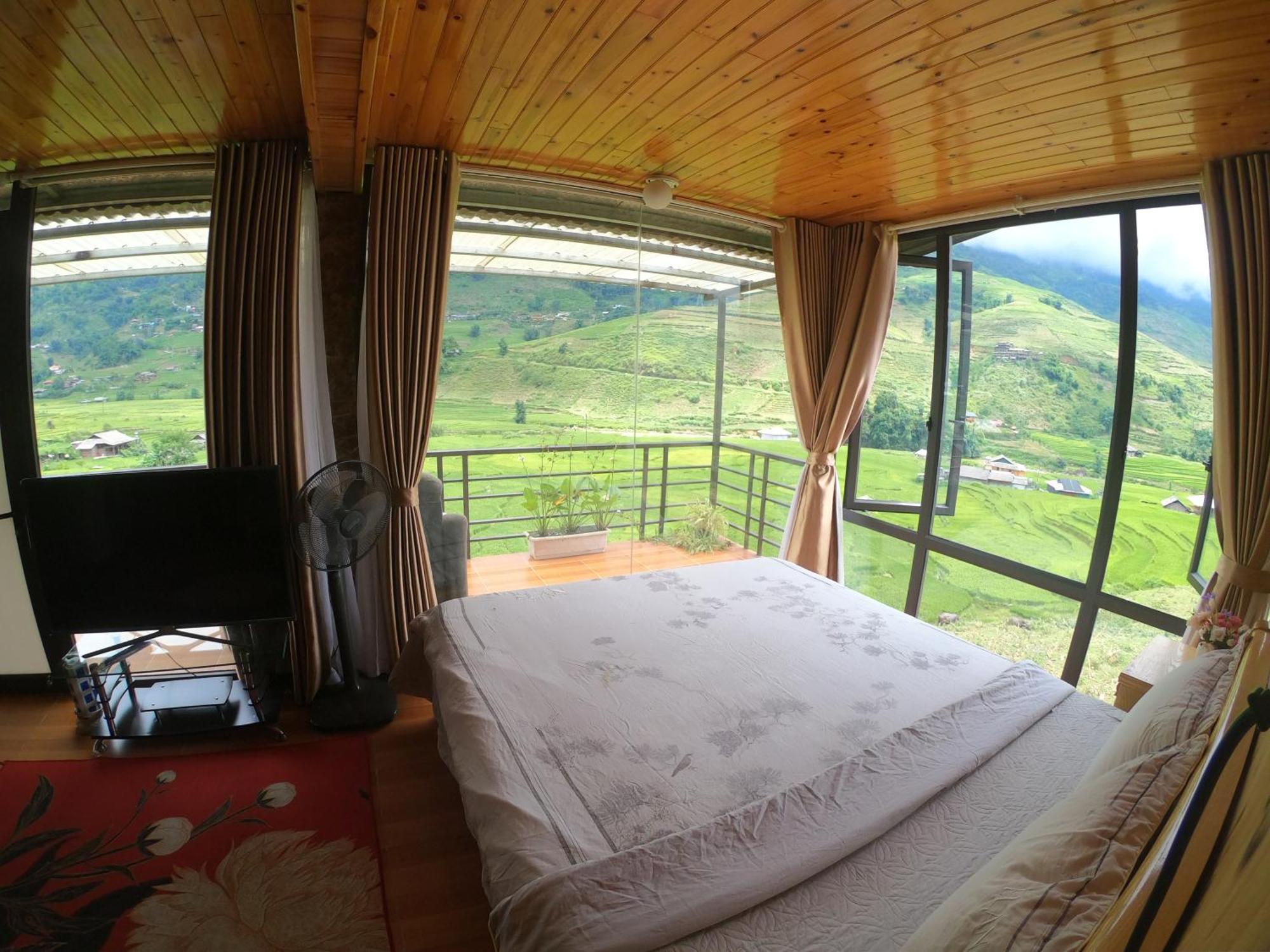 Amica House Hotel