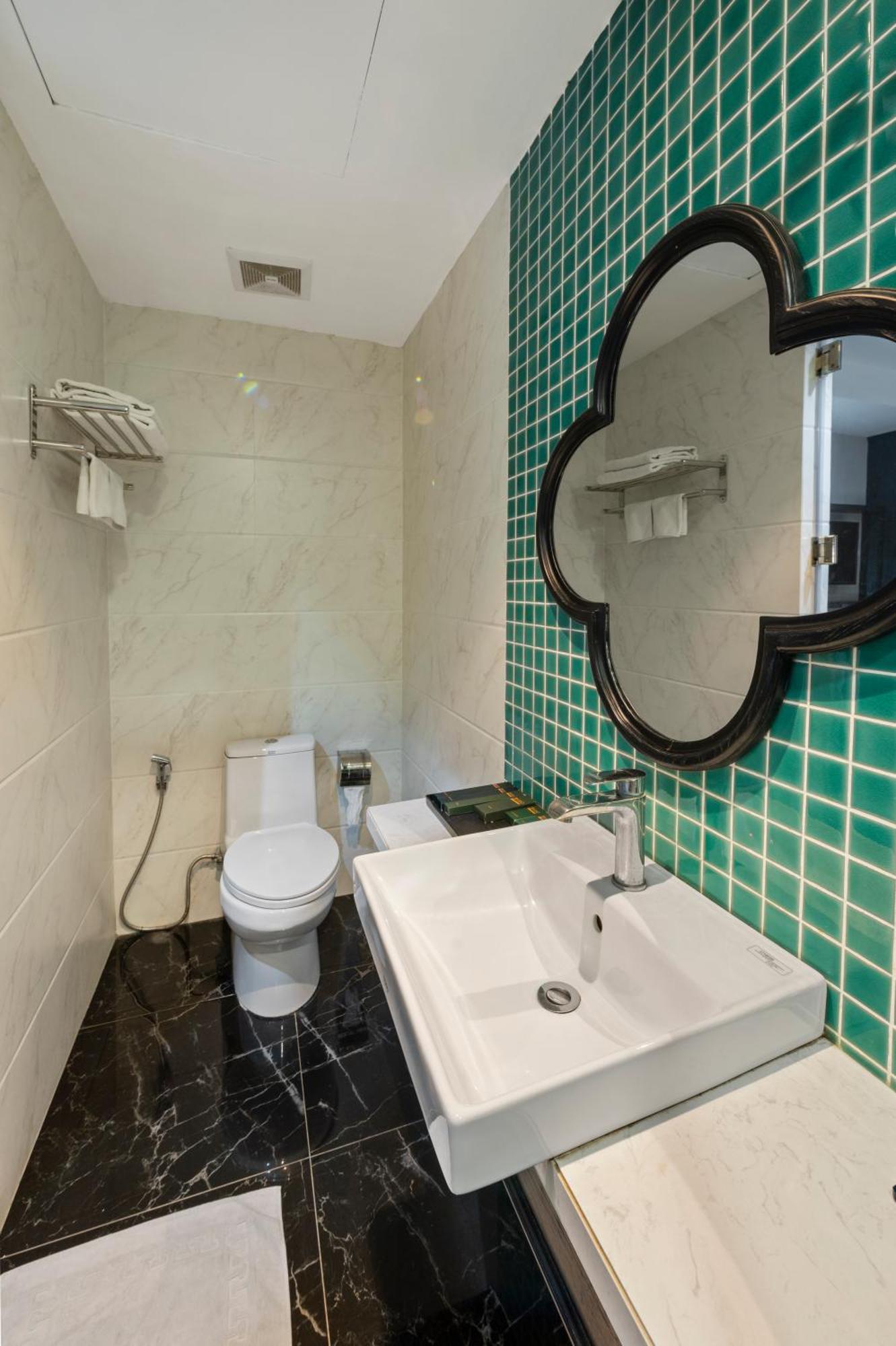 22land 52 Ngo Huyen & 4* Hanoi