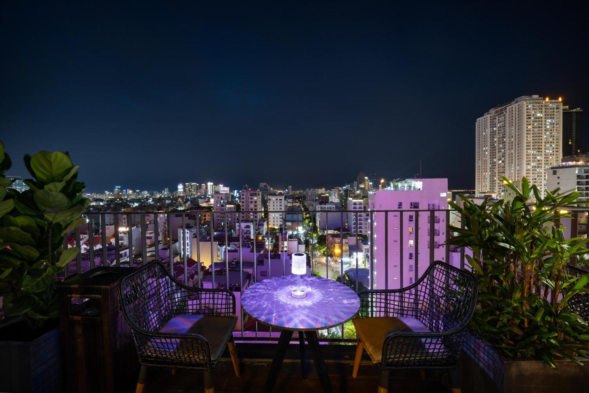 Hotel Golden Lotus Grand - Panoramic Rooftop Bar & Daily Afternoon Tea Da Nang