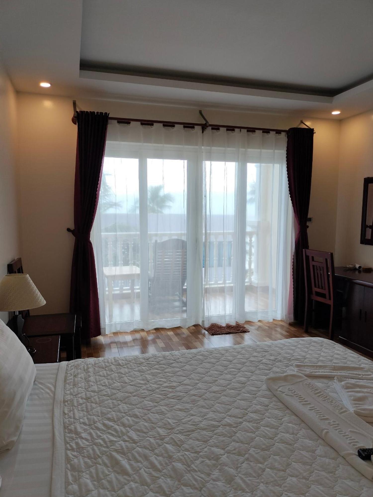 Phuong Binh House Hotel
