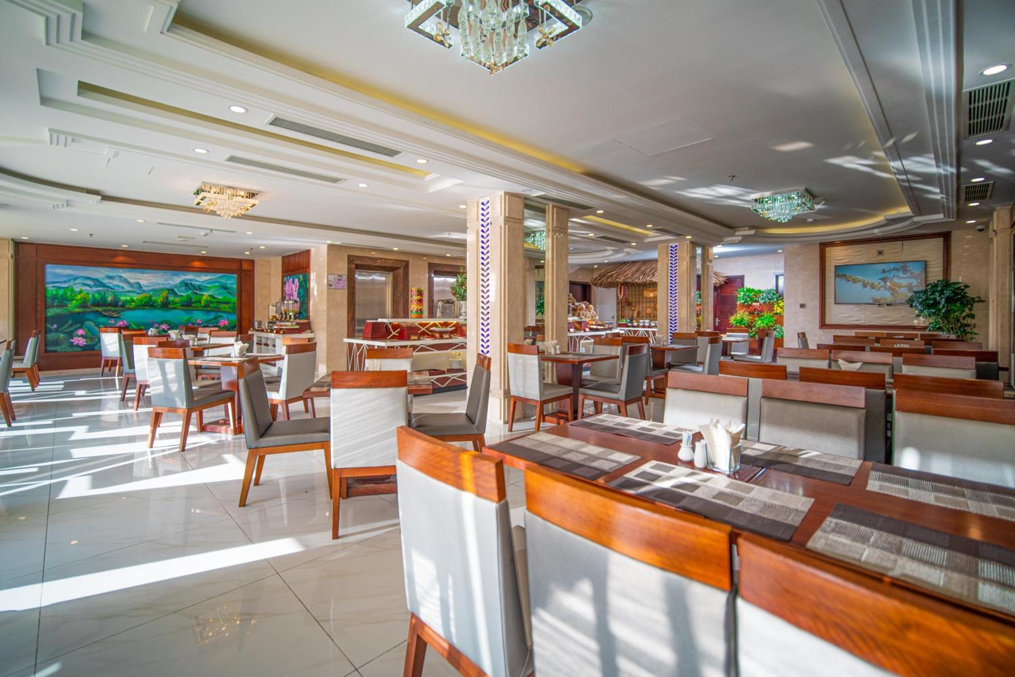 Hotel Alani Sea View 4*