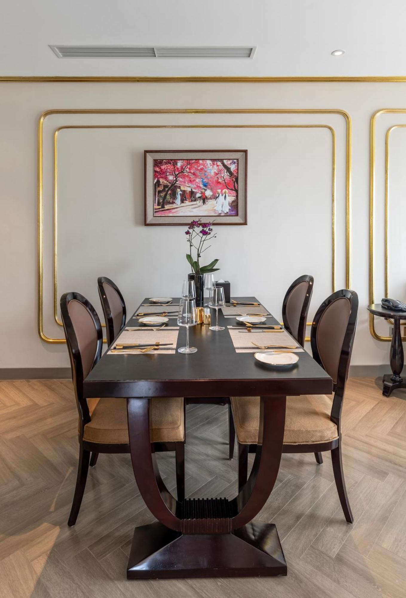 Dolce By Wyndham Golden 5* Hanoi