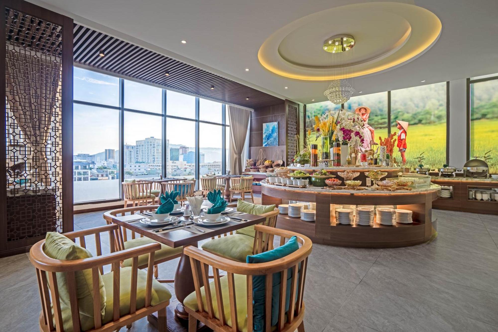G8 Luxury And Hotel 4*
