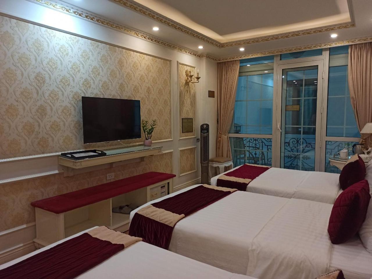 Royal Hotel 3*