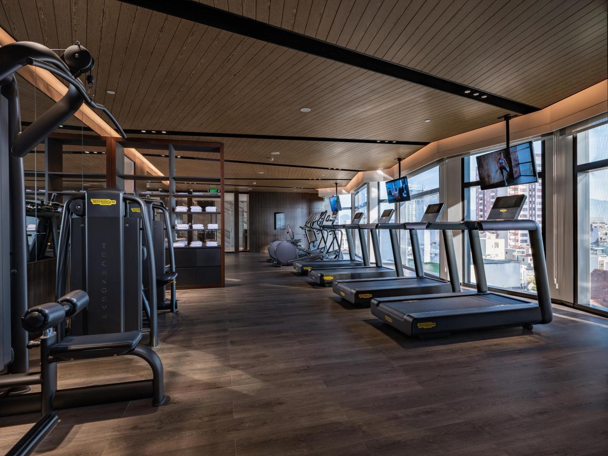 Hotel Crowne Plaza Centre By Ihg 5*