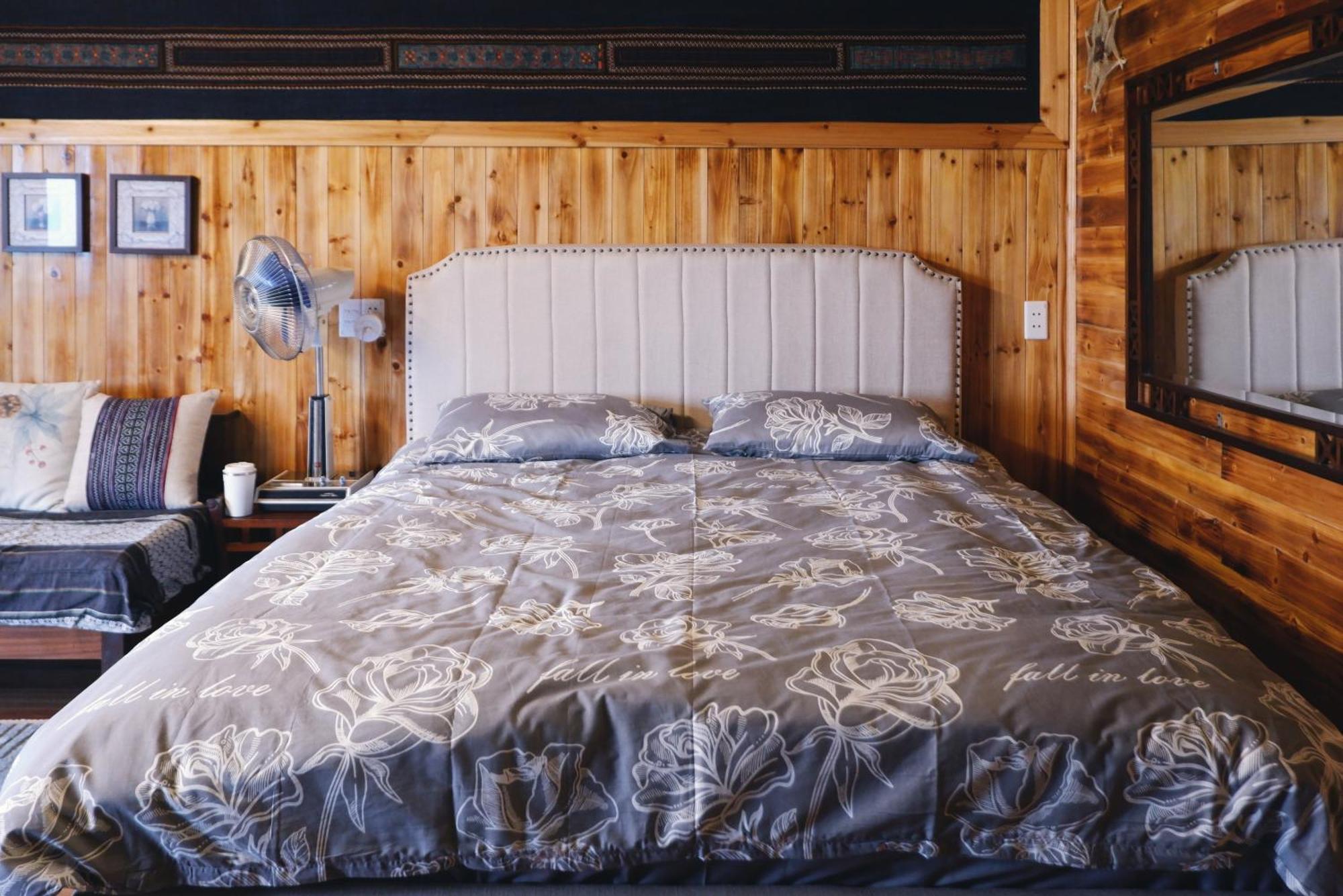 Ta Phin Bed & Breakfast *