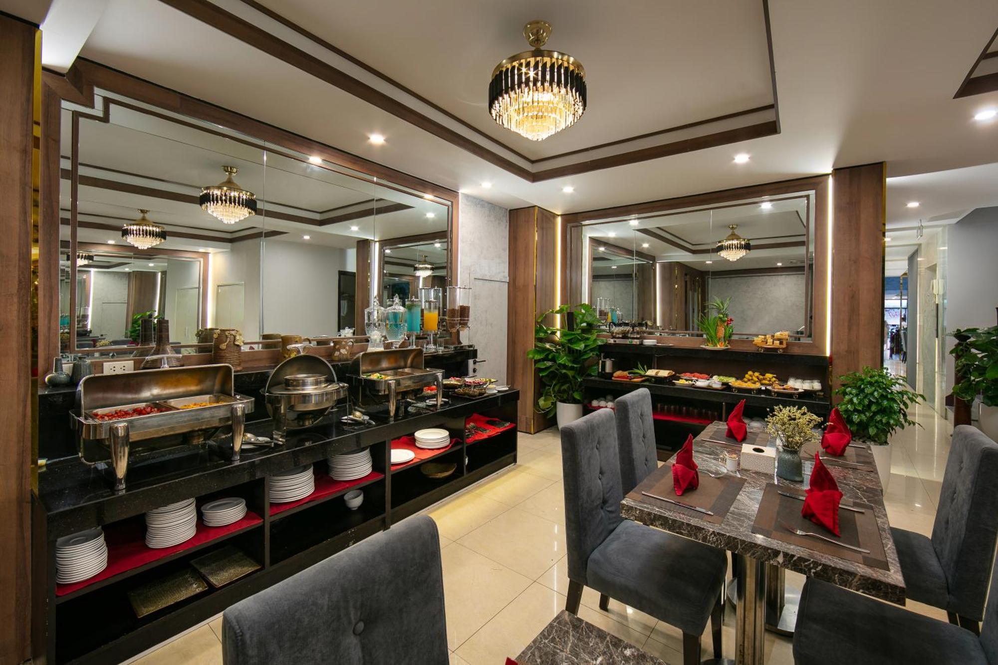 Và La Palm Premier Hà Nội Khách sạn