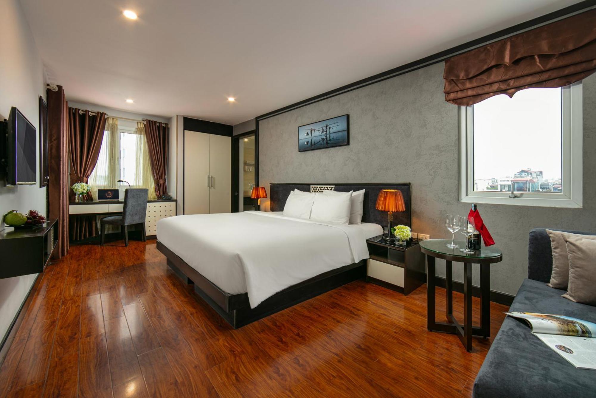 Khách sạn Và La Palm Premier Hà Nội 4*