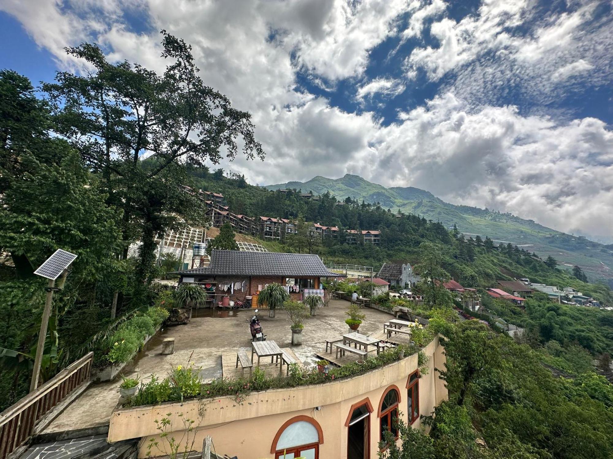 Huan Dau Dau Sa Pa