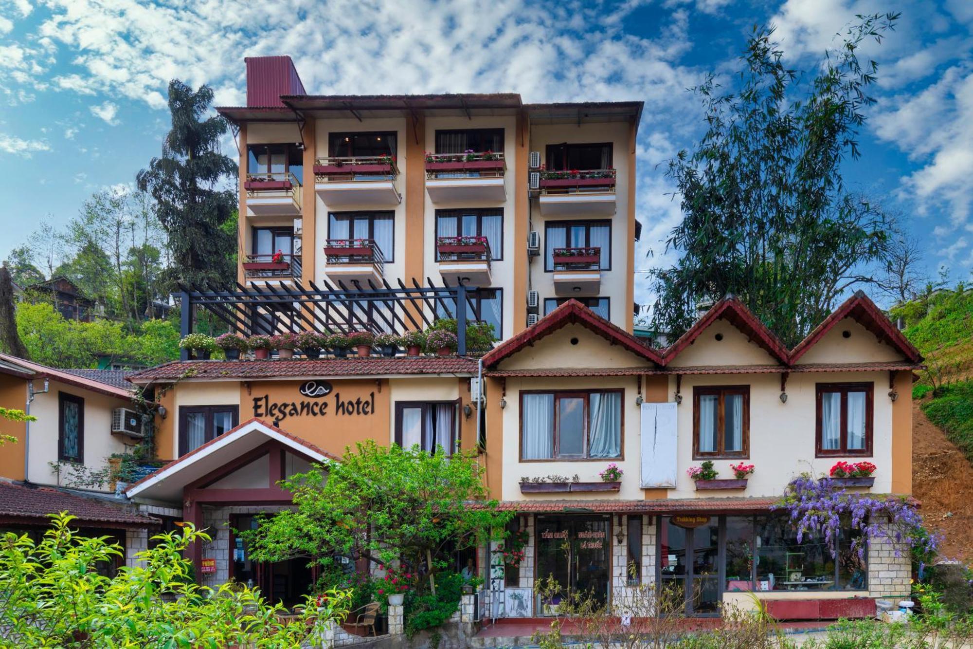 Elegance Hotel 3*