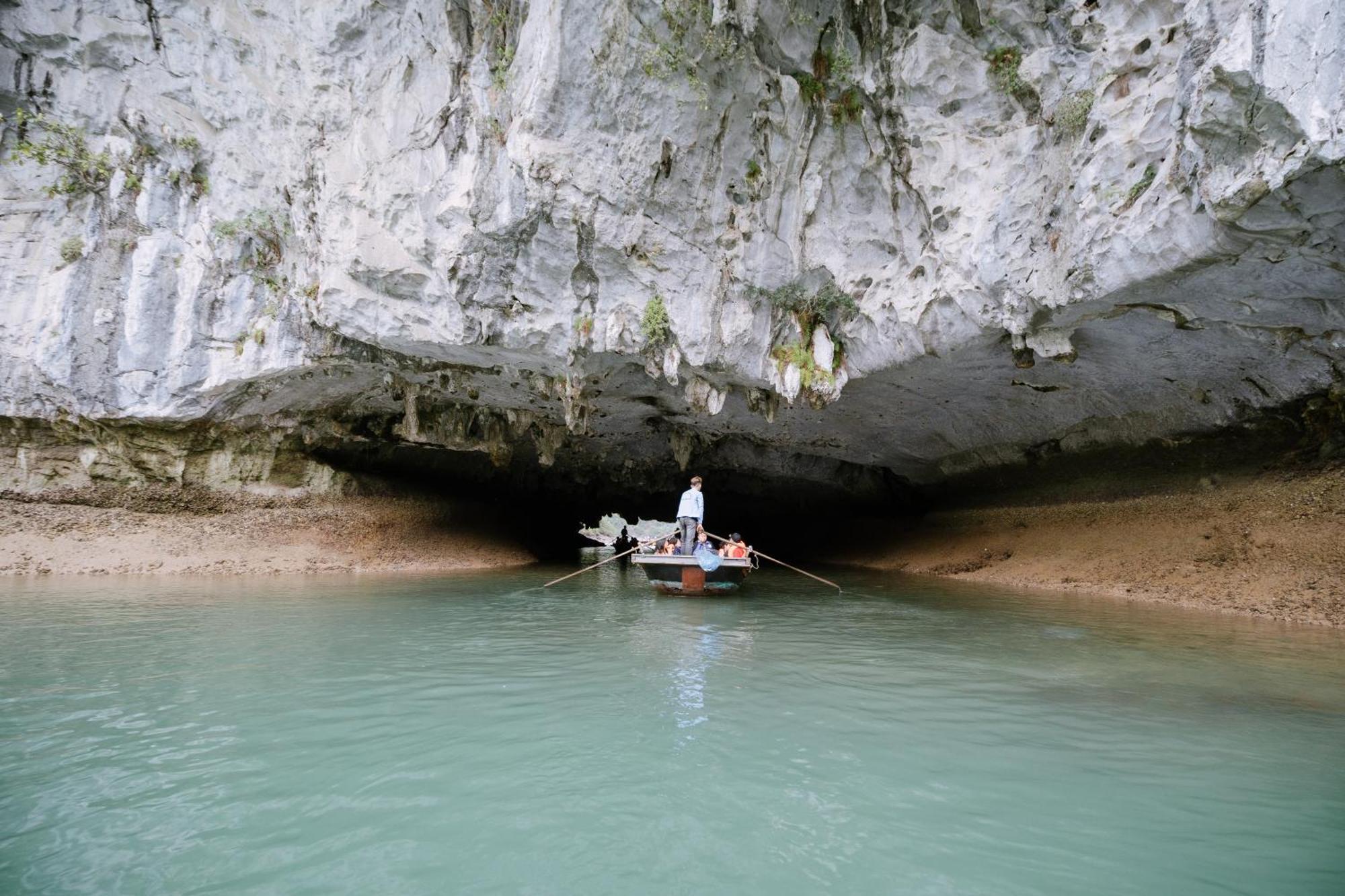  Aqua Of The Seas Cruise Halong 5*