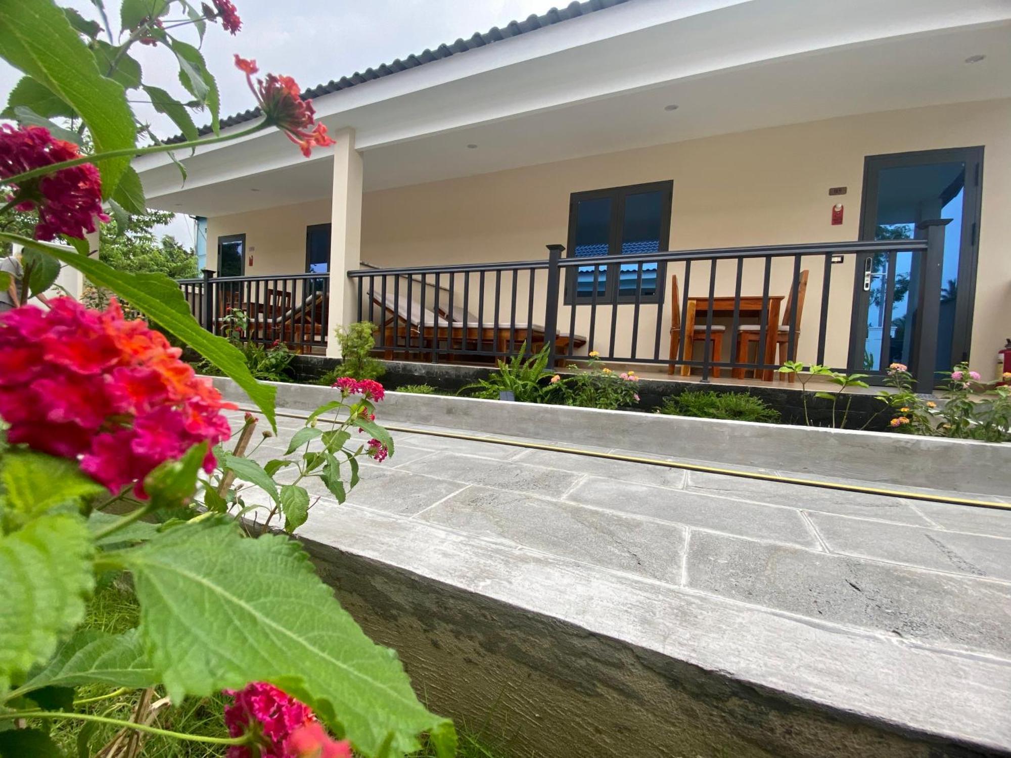 Resort Lam & 5*
