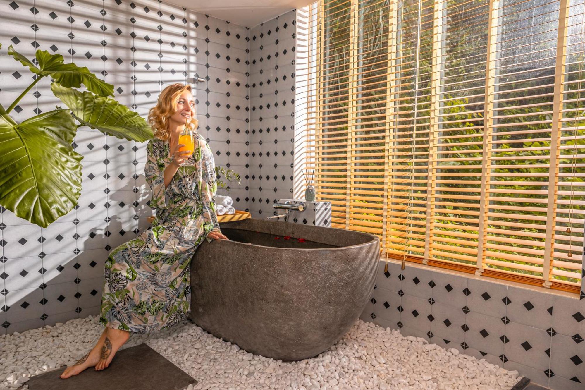 Tom Hill Boutique & Resort 4*