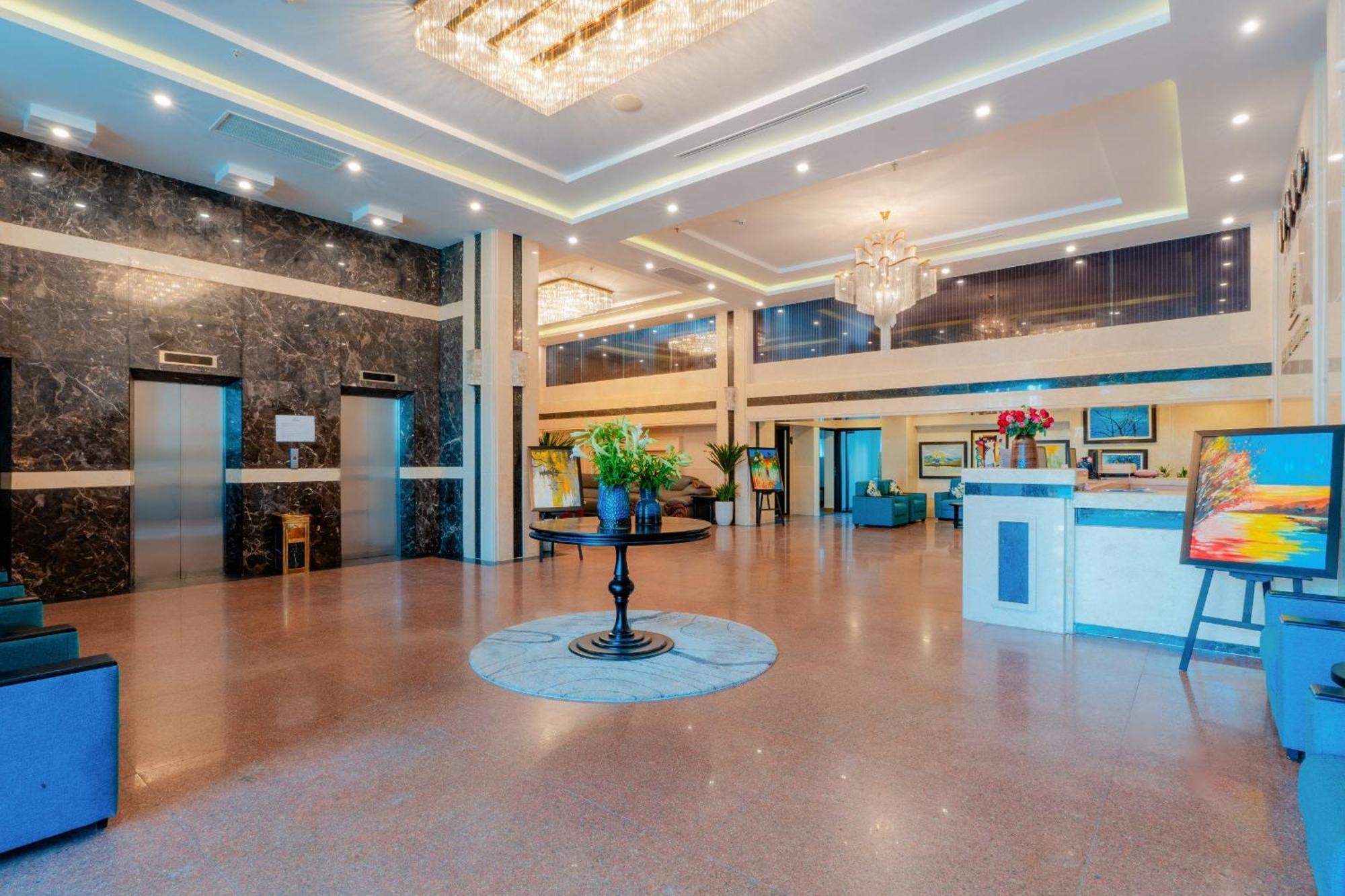 Hotel Vian And