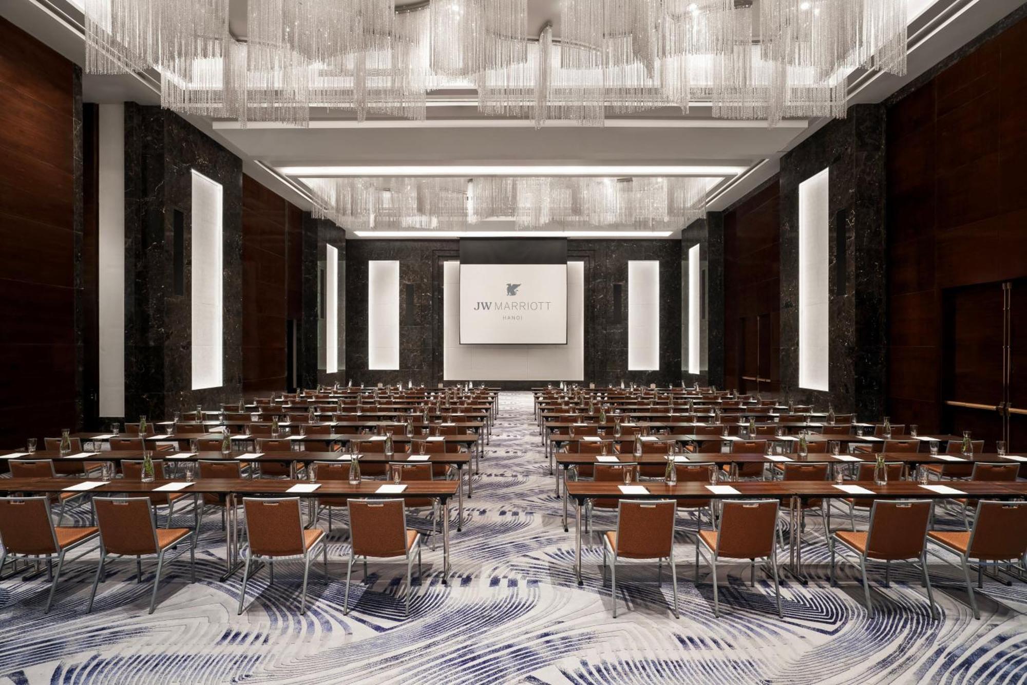 Jw Marriott Hotel 5*
