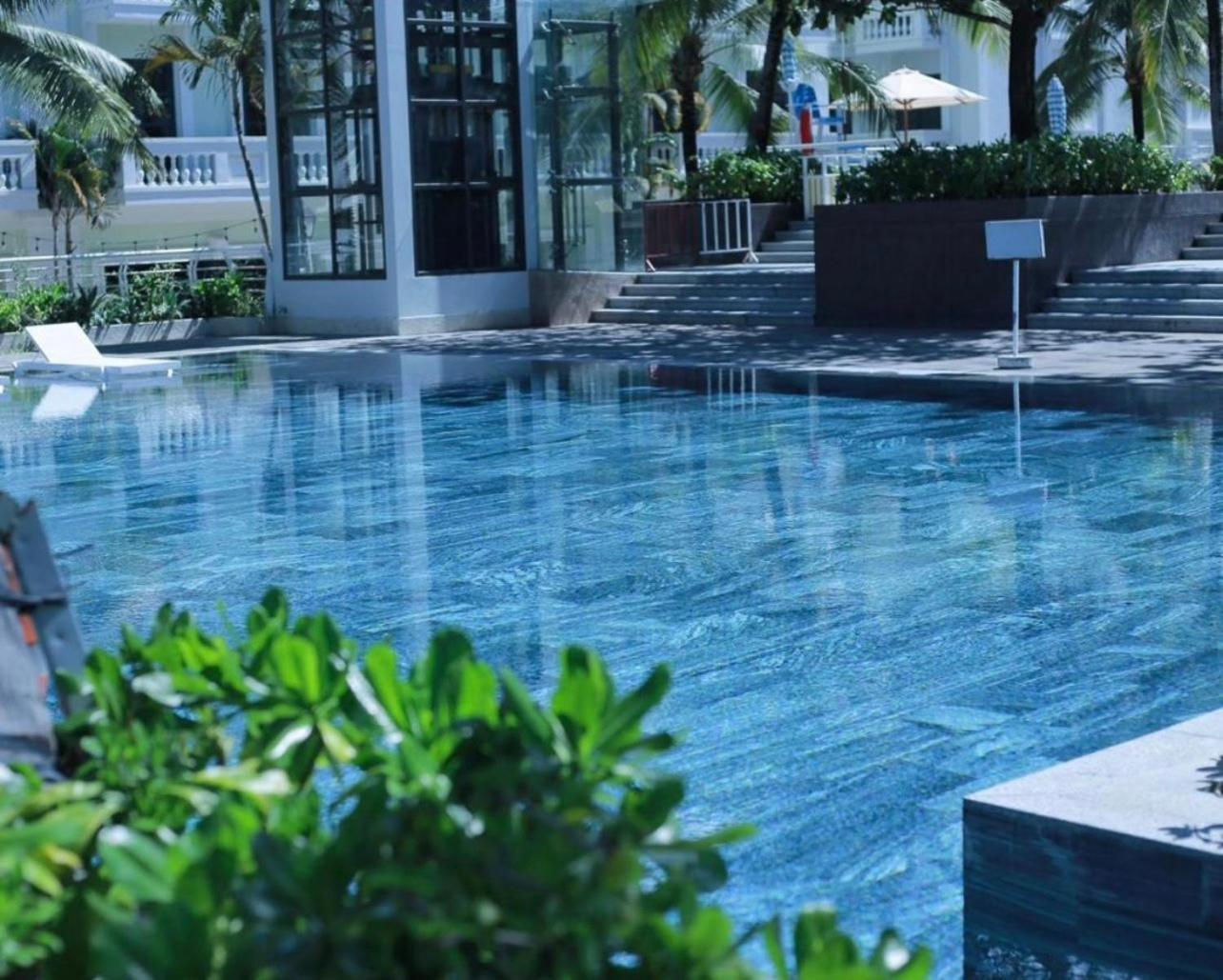 The Costis Hotel