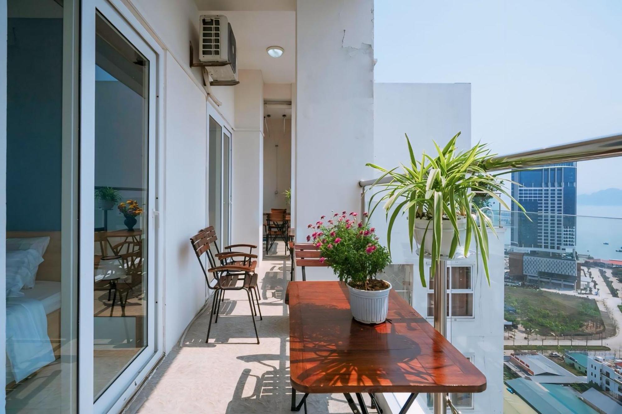 Luxury Halong * Hạ Long