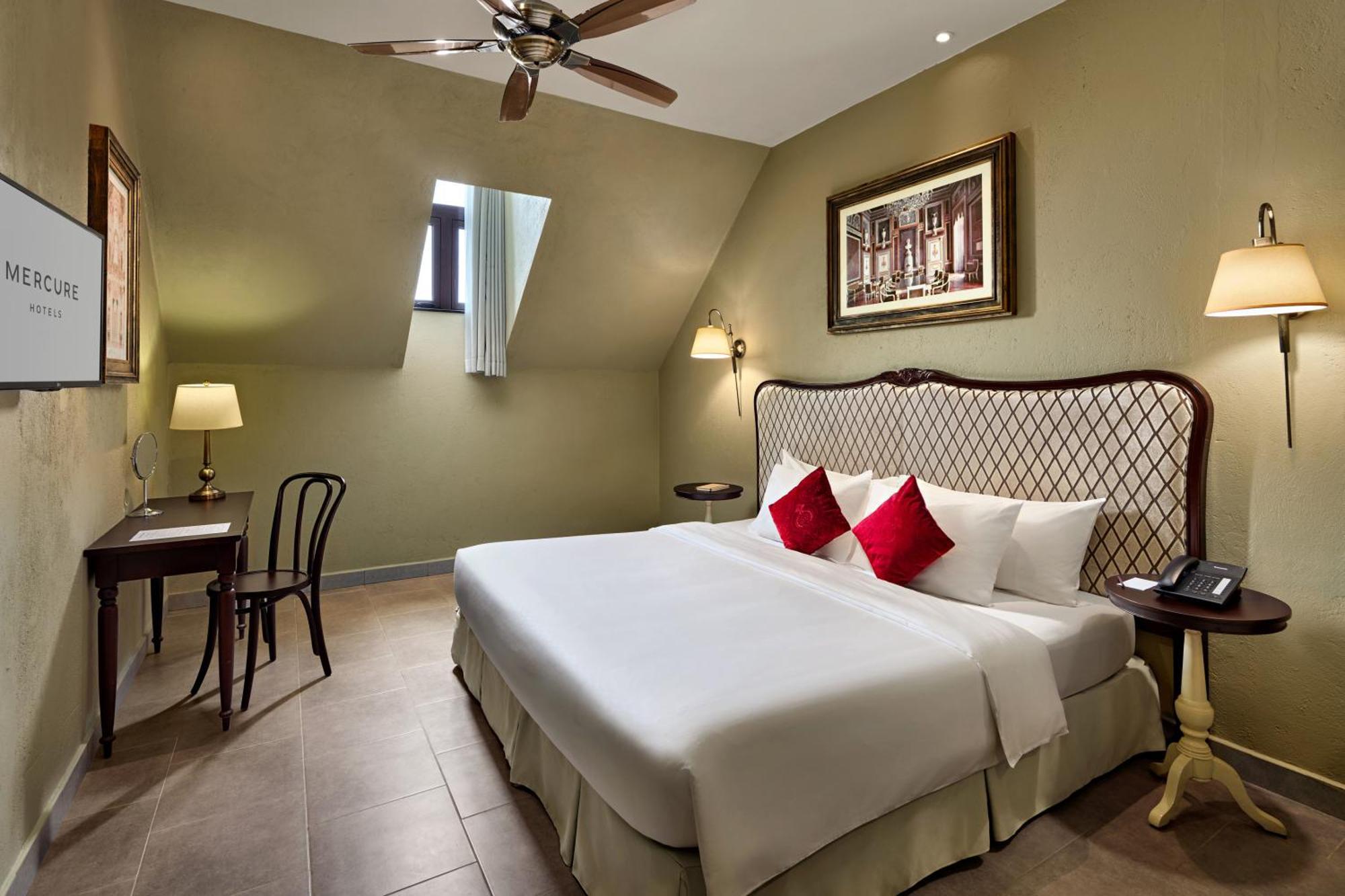 Mercure French Village Bana Hills Hotel Đà Nẵng