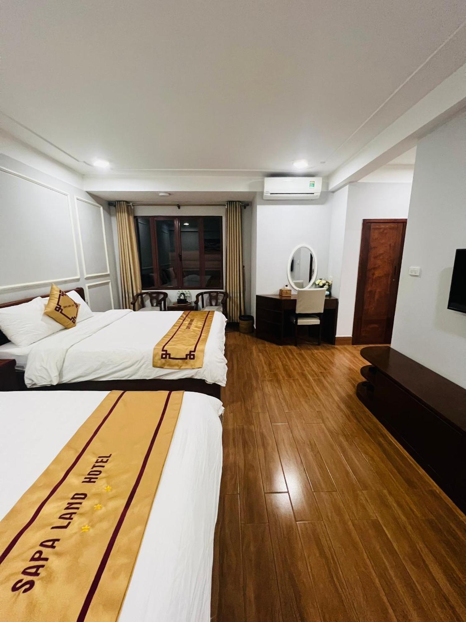 Hotel Land 3*