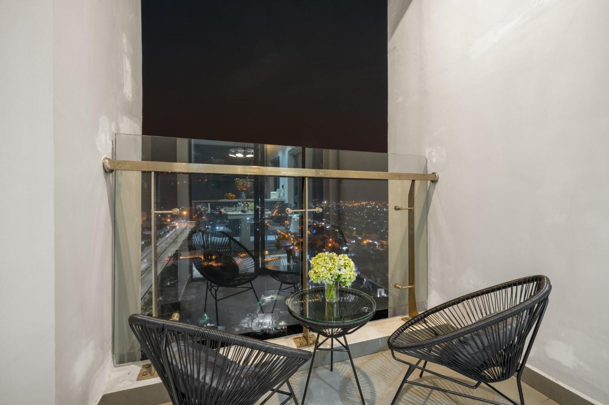 Căn hộ Penthouse Duplex 4 Bedrooms Ocean View, Rooftop Pool *