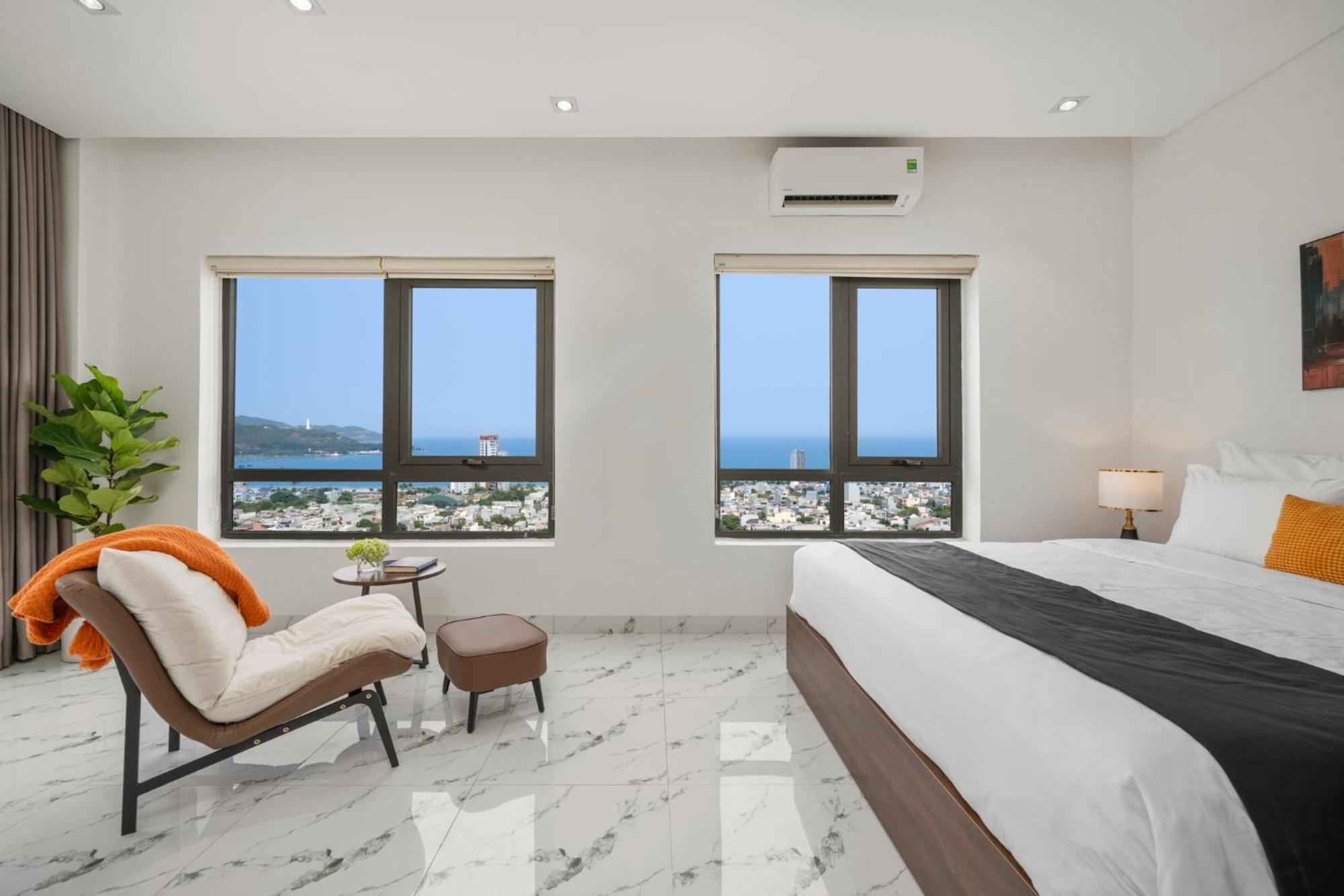 Căn hộ Penthouse Duplex 4 Bedrooms Ocean View, Rooftop Pool Đà Nẵng