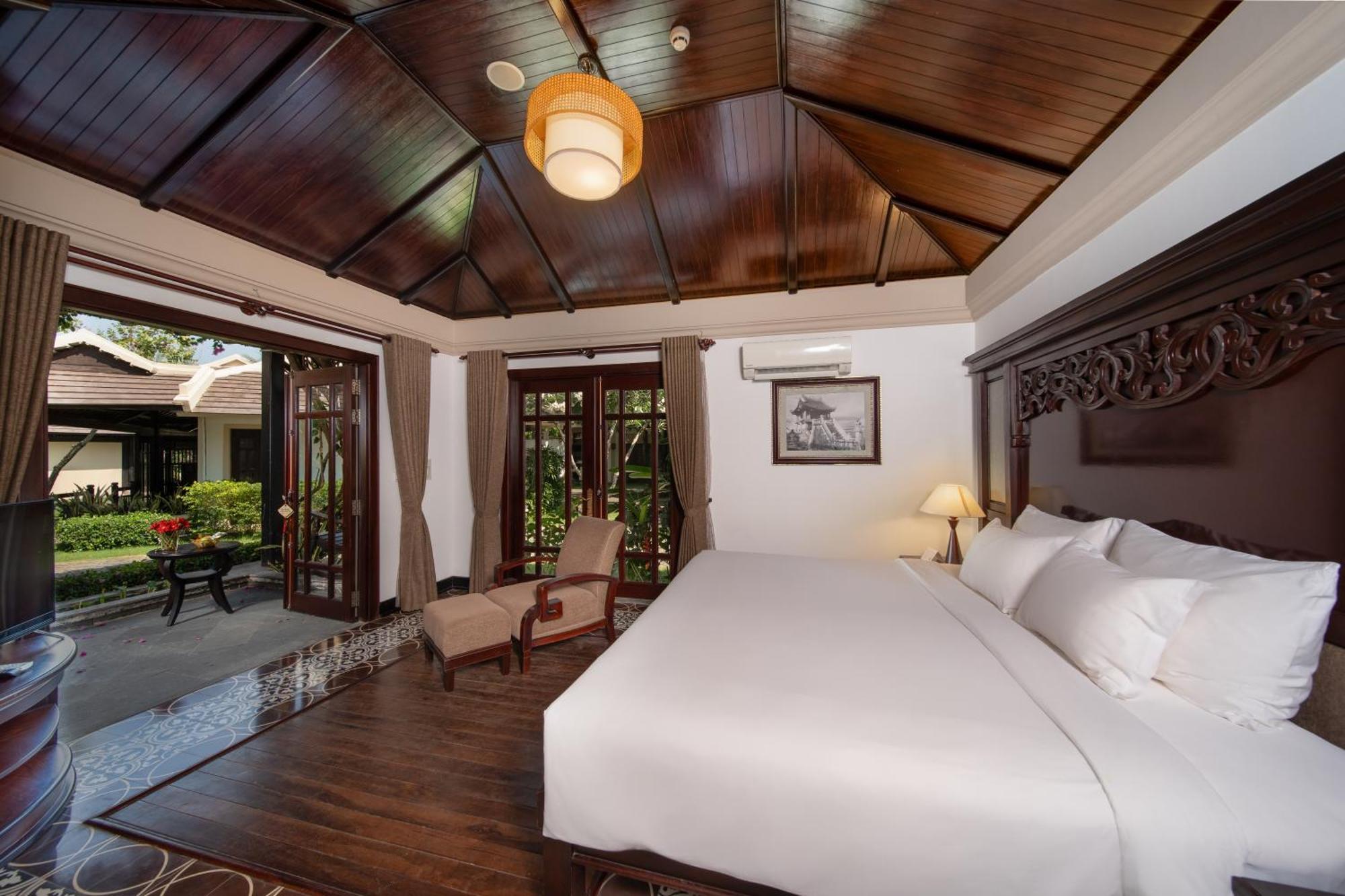 Resort Anja & 4*