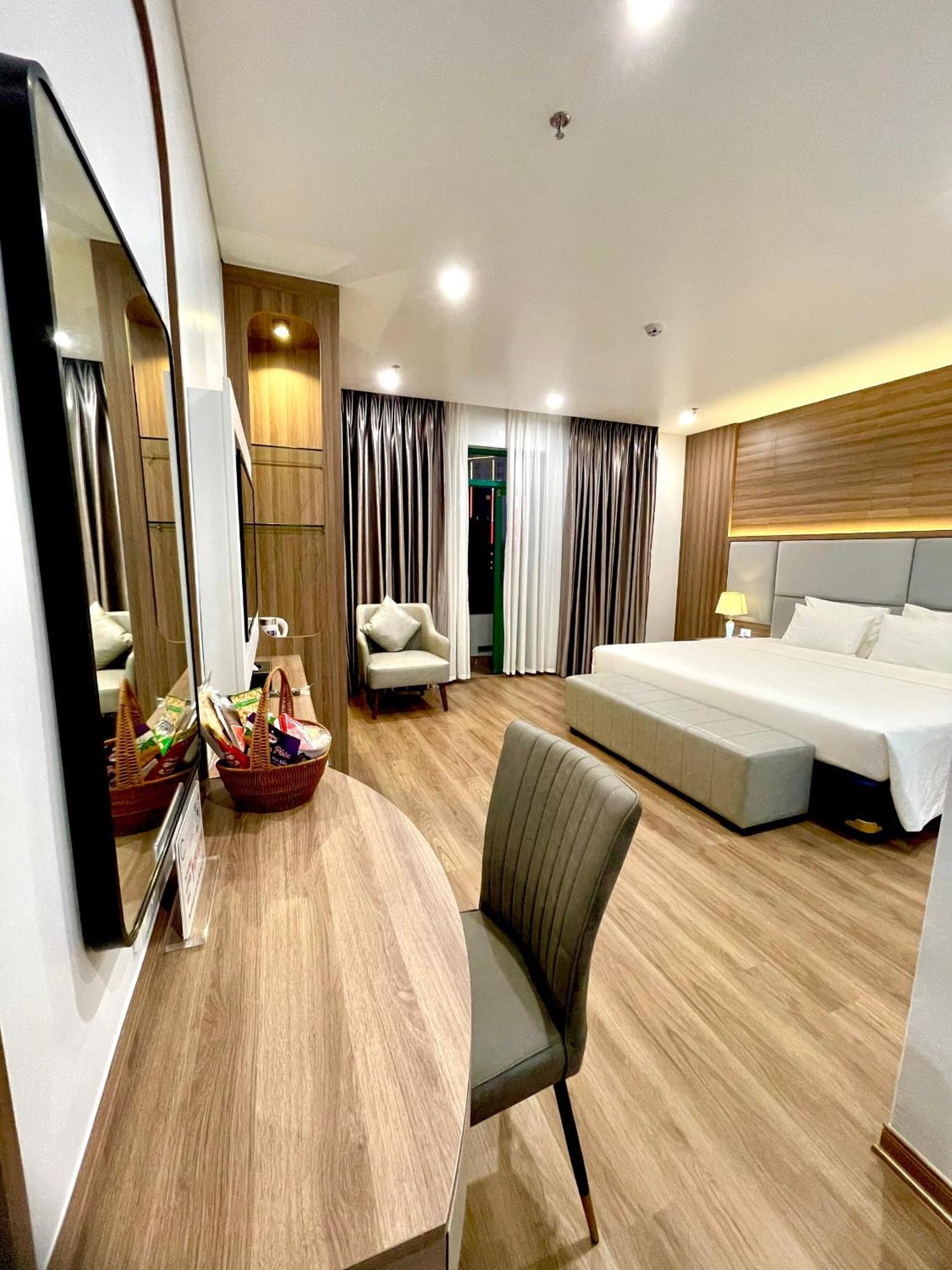 Halong Hotel