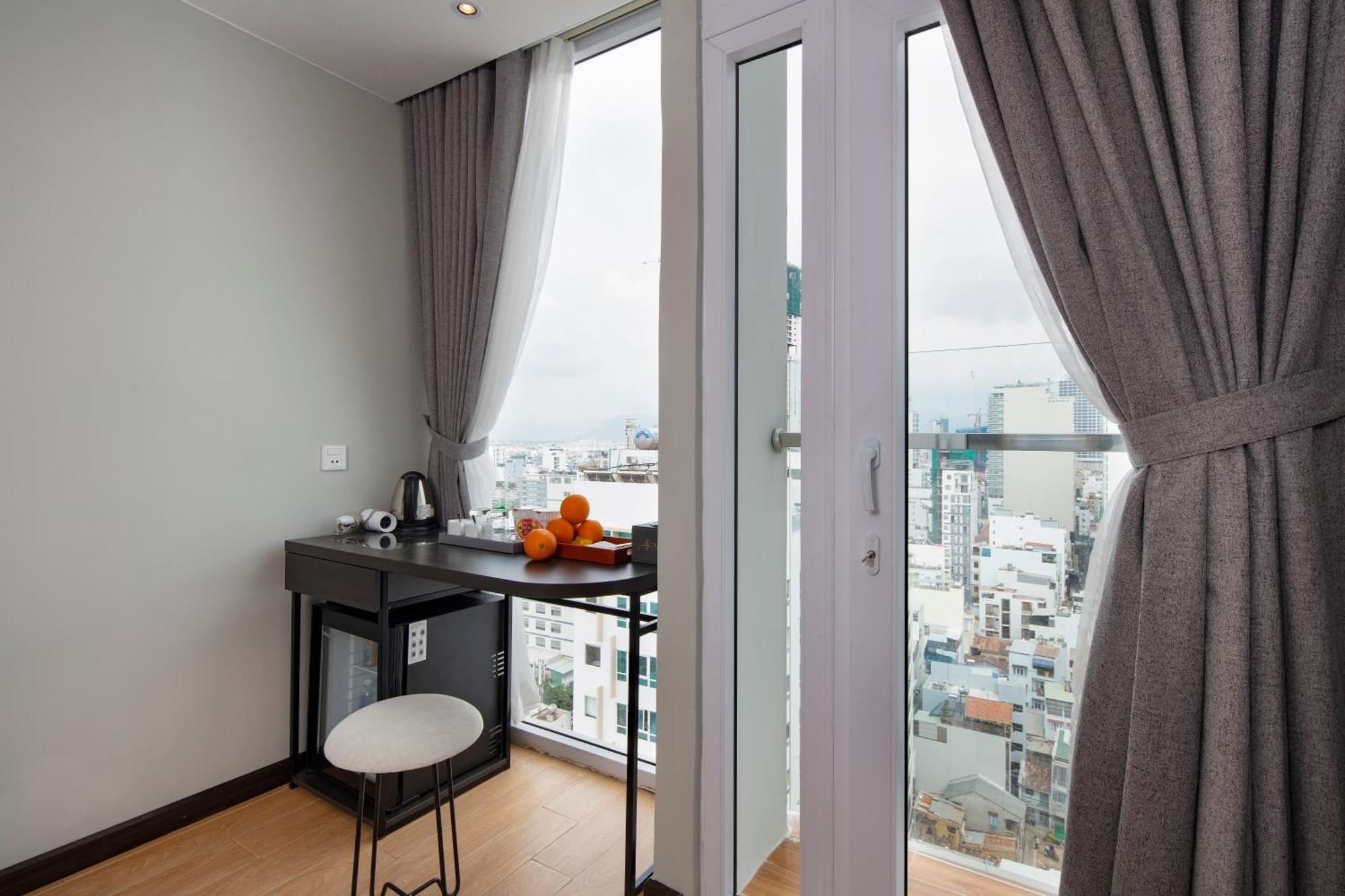 Khách sạn Agnes 4*