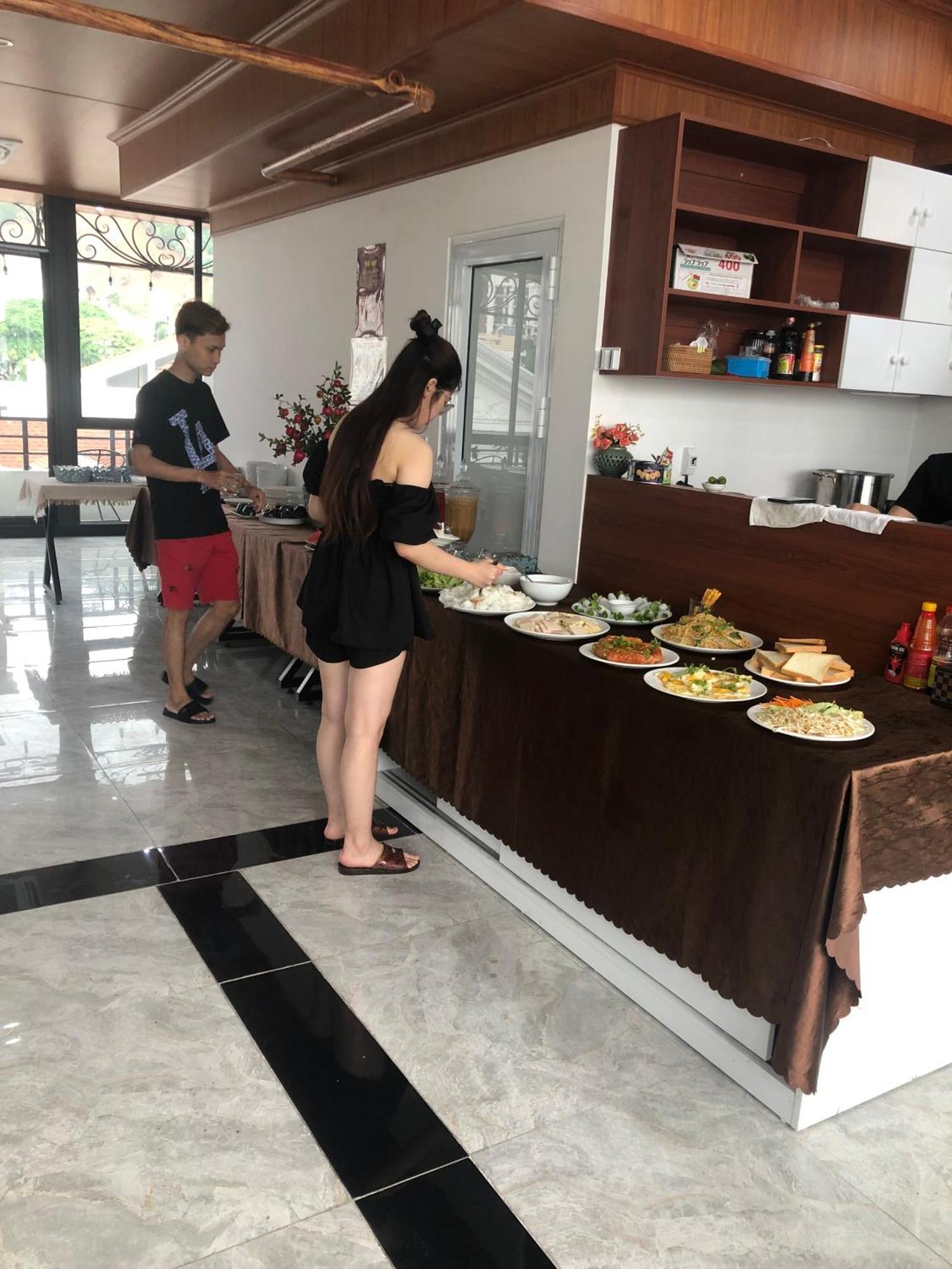Lantana E409 Sunplaza Pho Di Bo, Bai Chay, 3* Ha Long