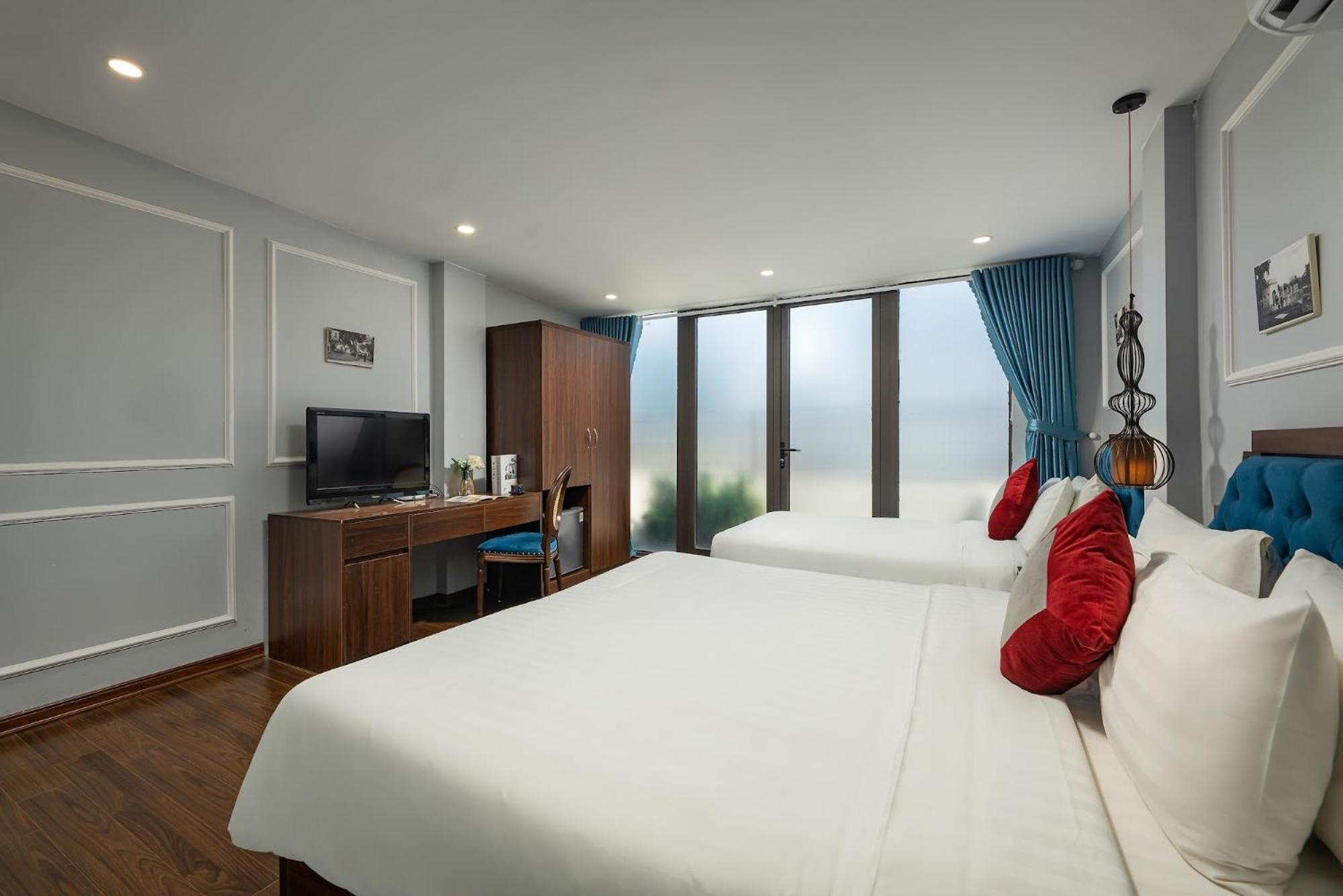 Khách sạn La Renta Premier & Hà Nội