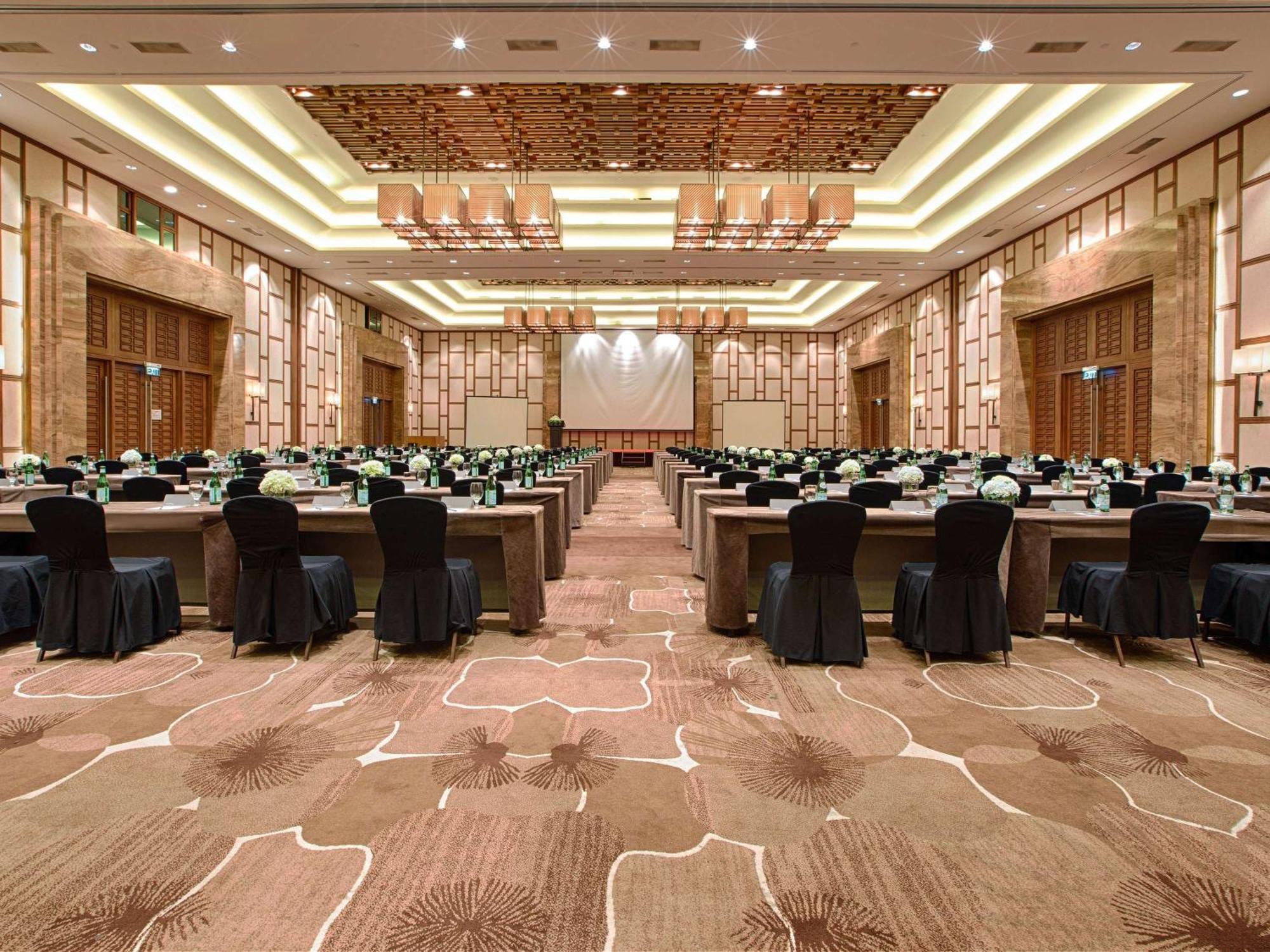 Pullman 5*