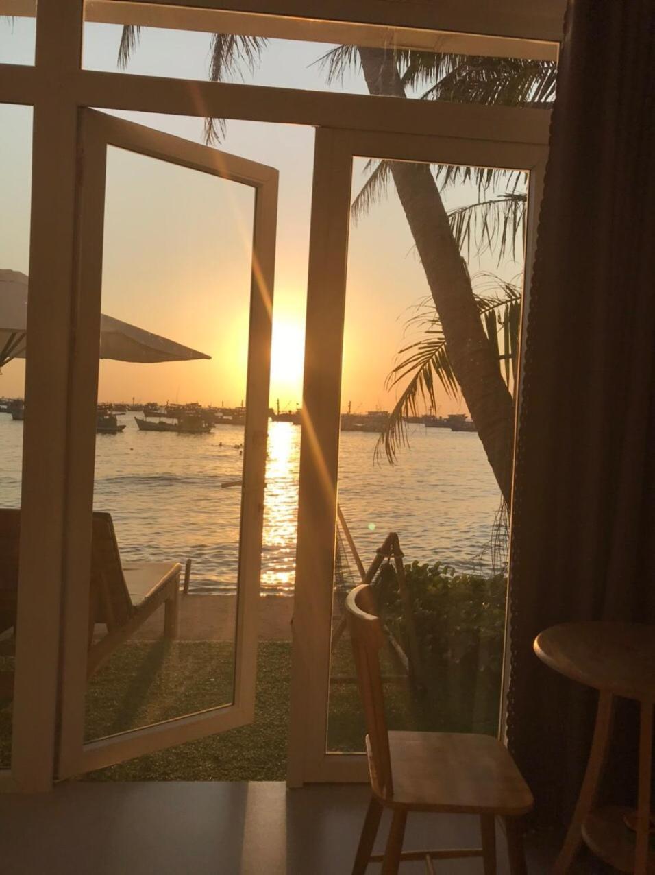 Larina Beach House