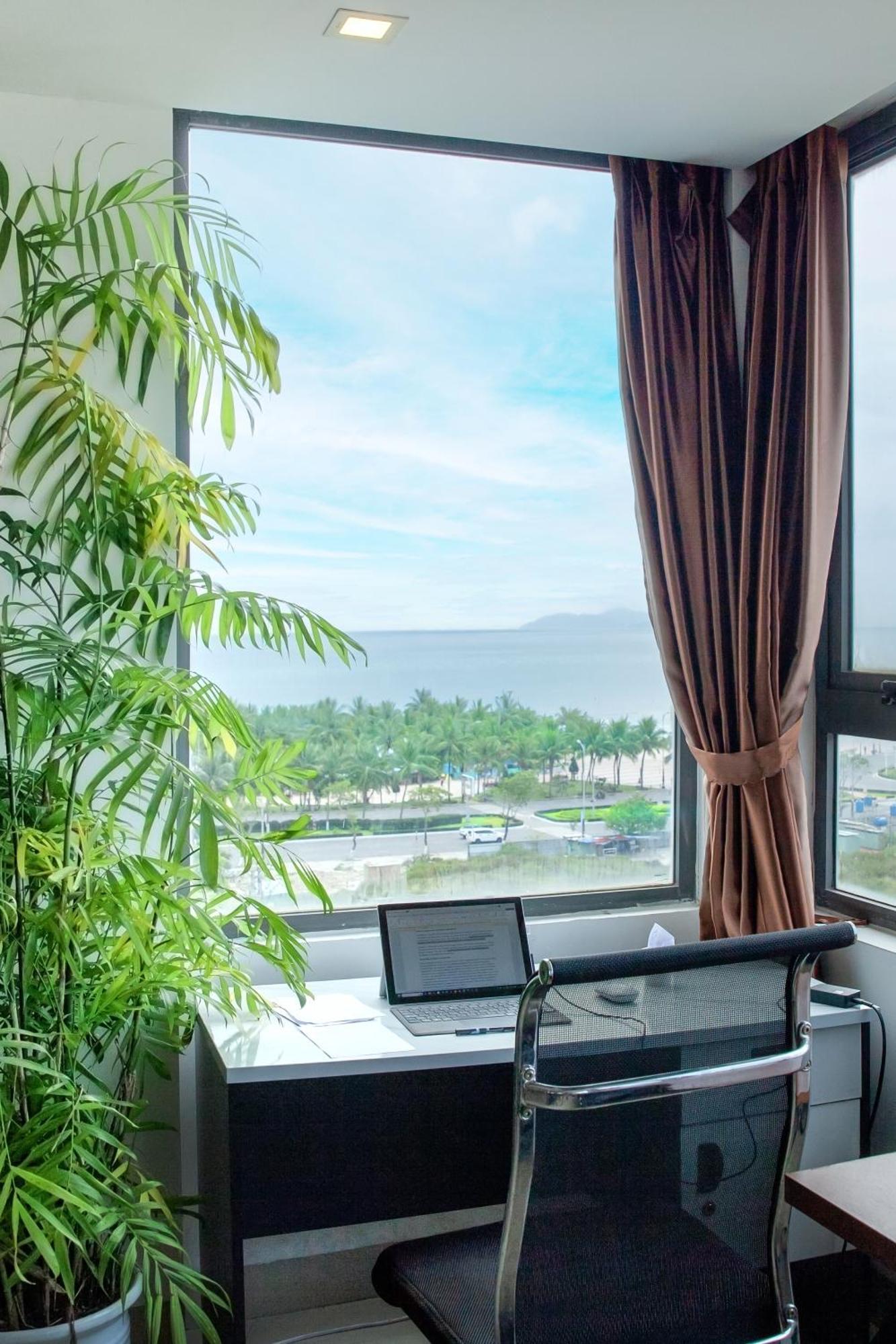 Waikiki Hotel 3*