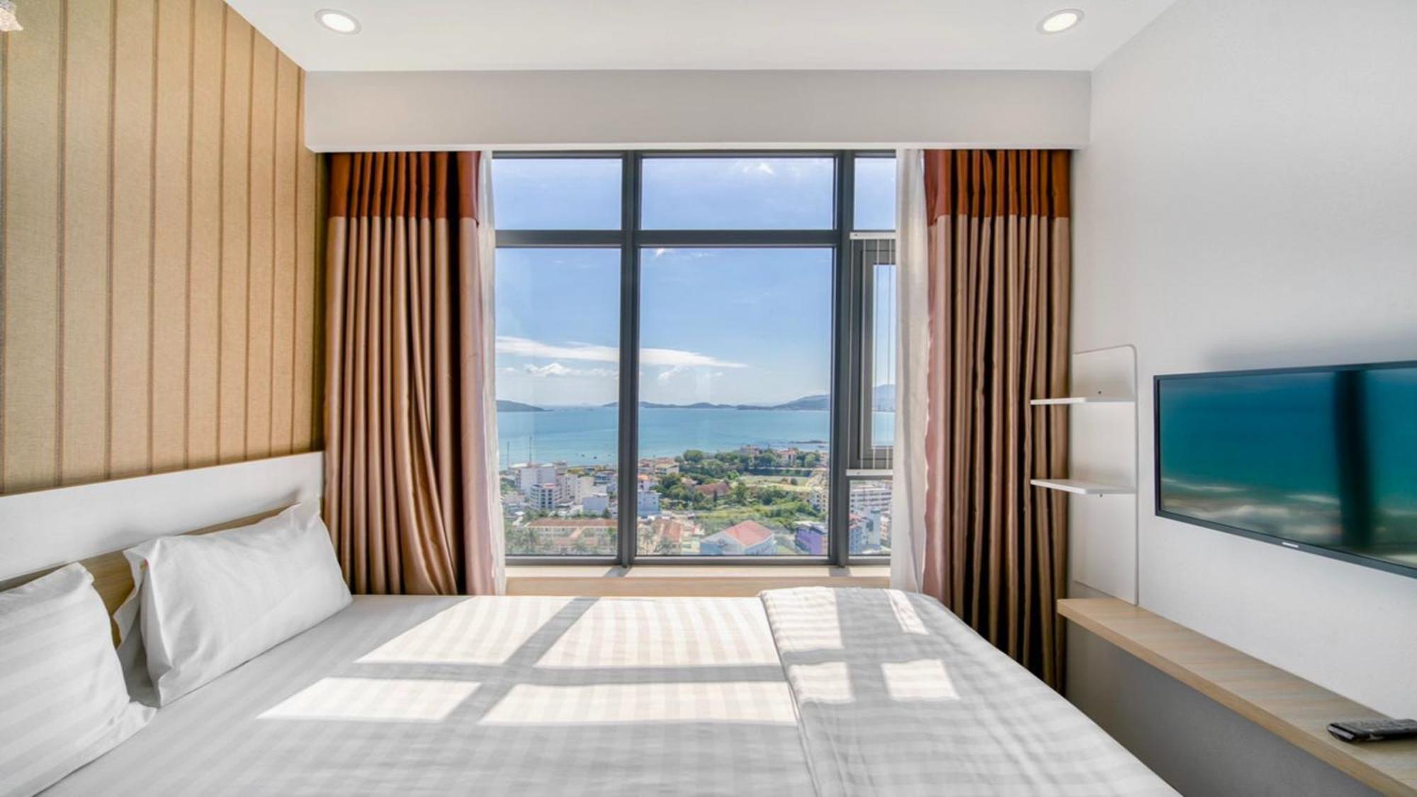 Apartment Hon Chong Oceanfront Luxury