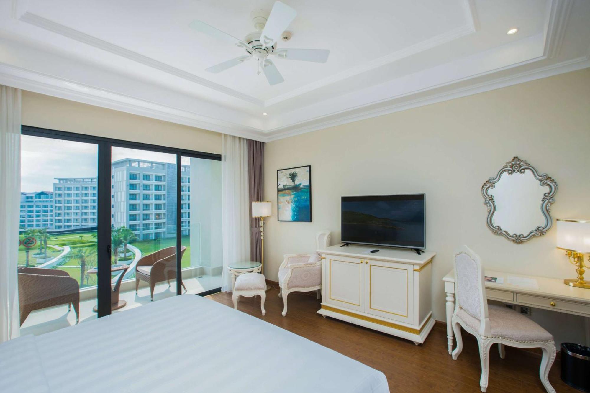 Wyndham Grand